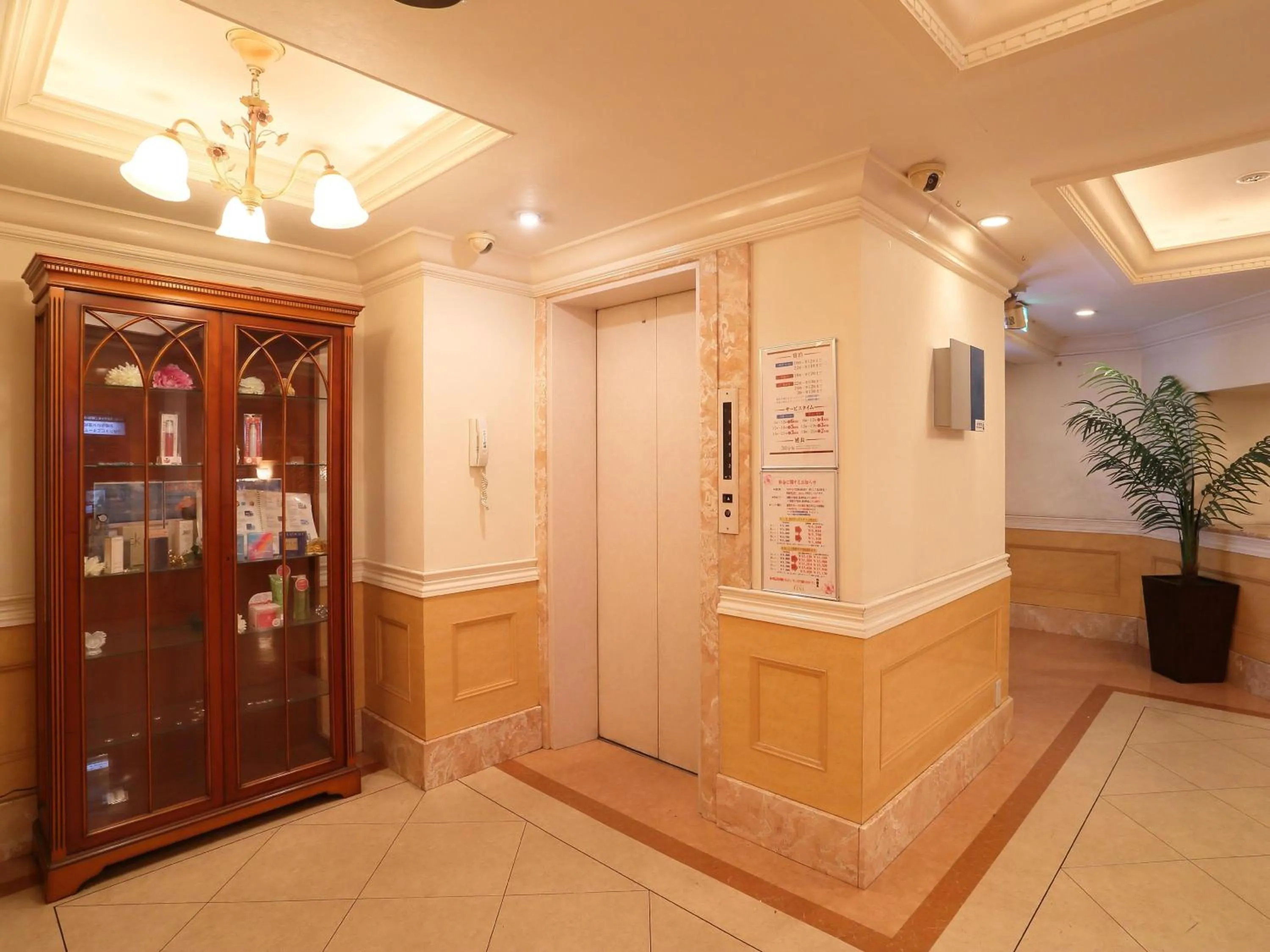 Lobby or reception in Hotel Fine Garden Kuwana