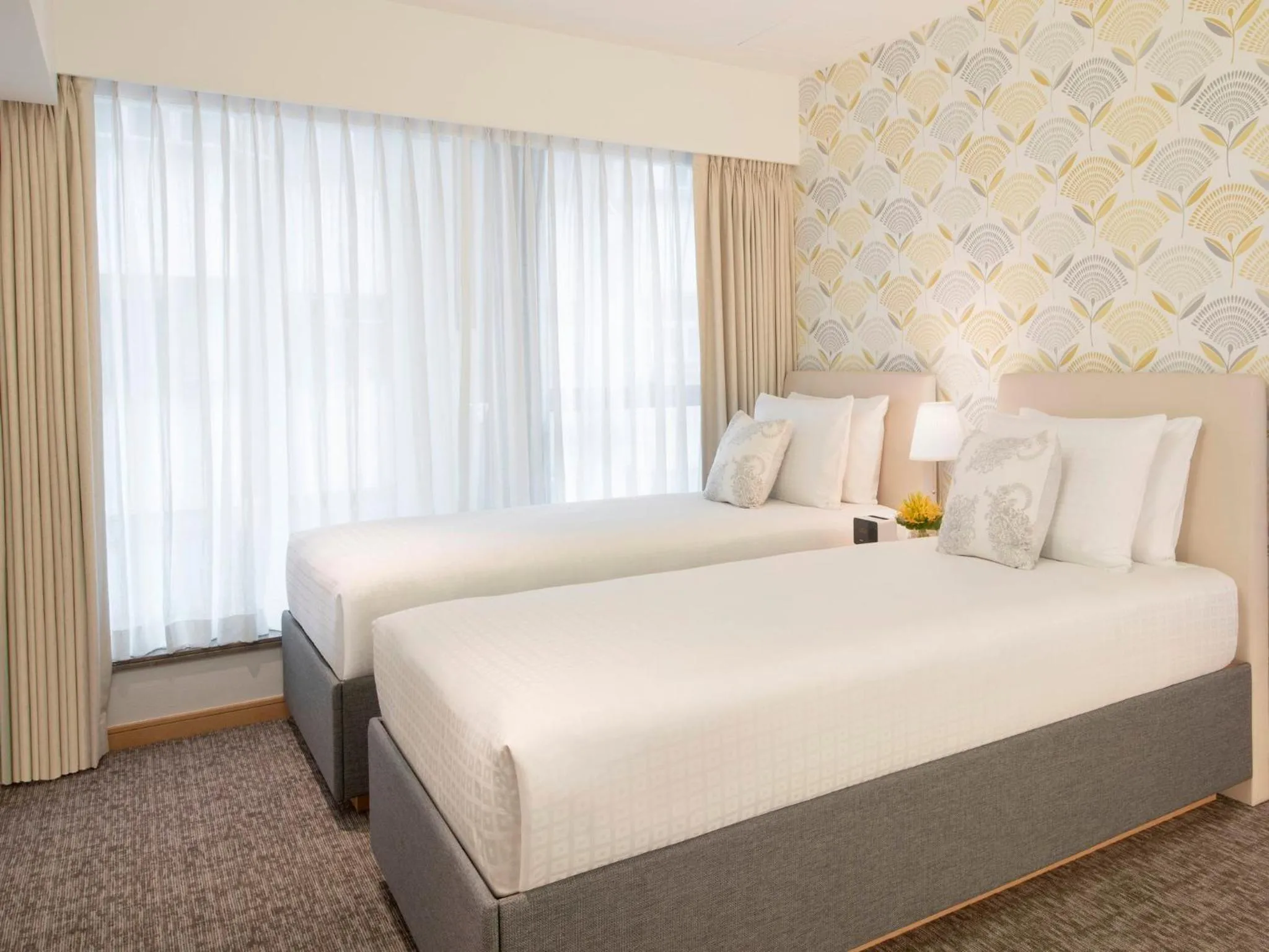 Photo of the whole room, Bed in Shama Island North