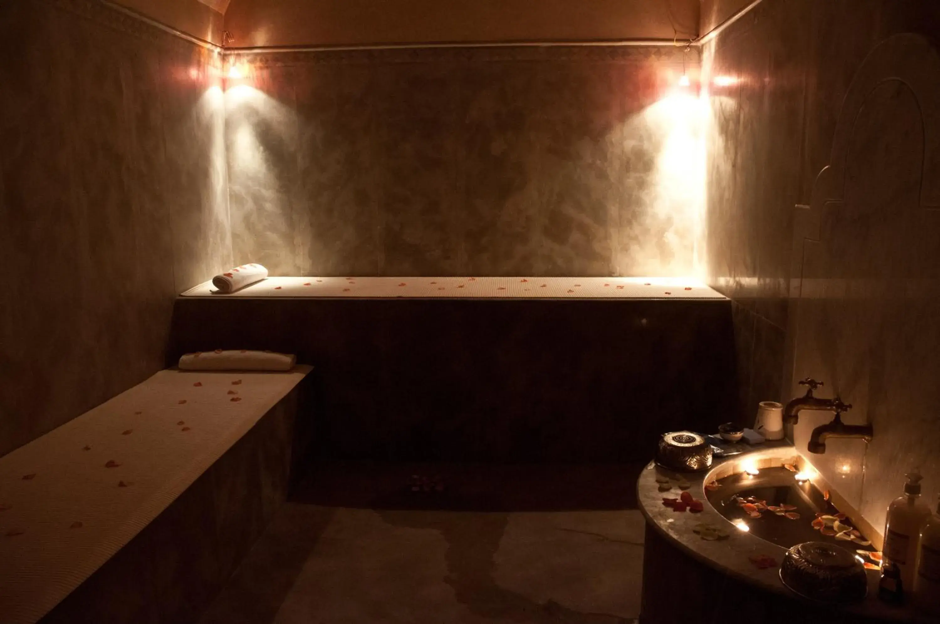 Spa and wellness centre/facilities in Riad Nashira & Spa Spa and wellness centre/facilities in Riad Nashira & Spa
