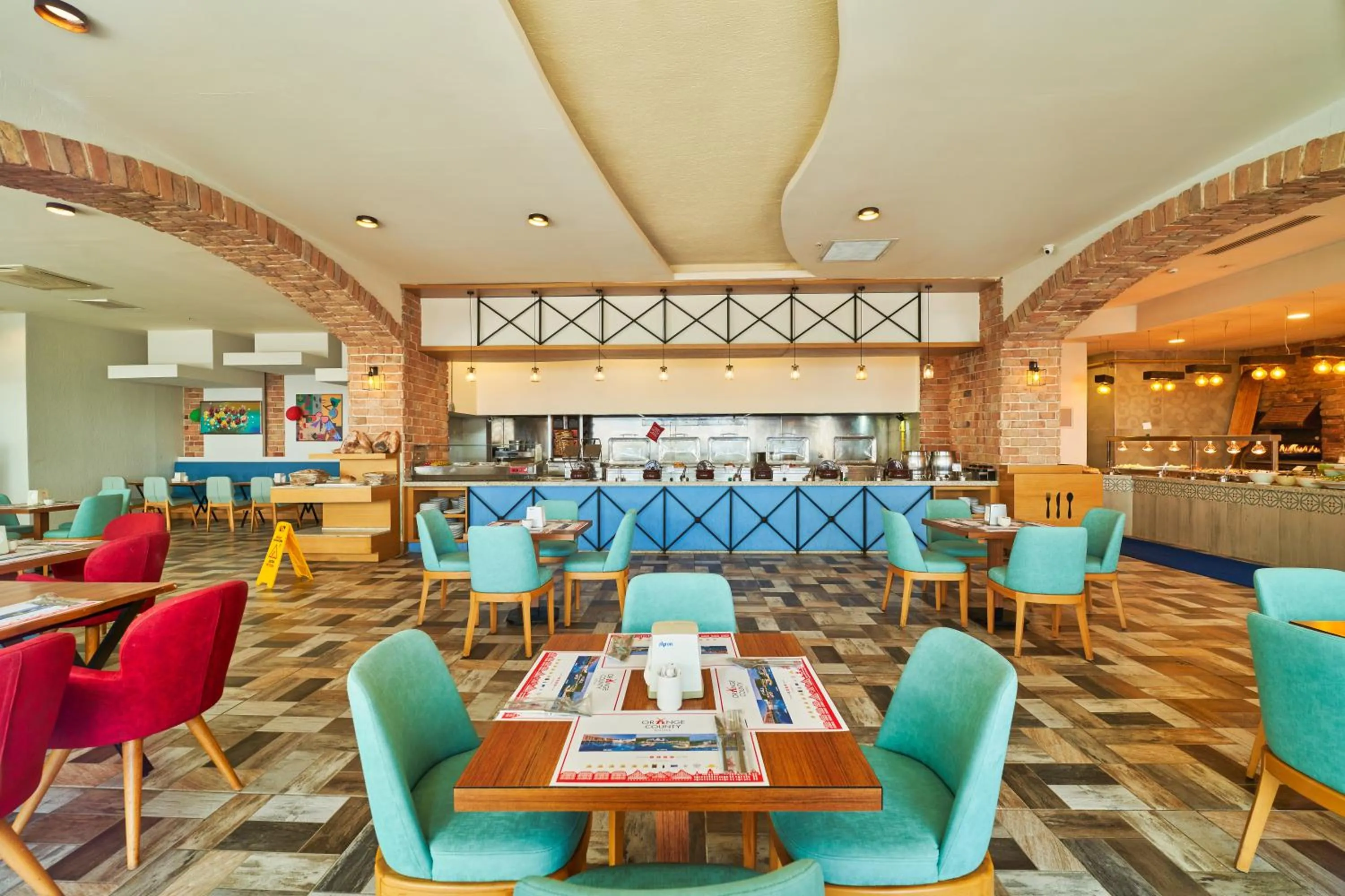 Restaurant/places to eat in Orange County Alanya