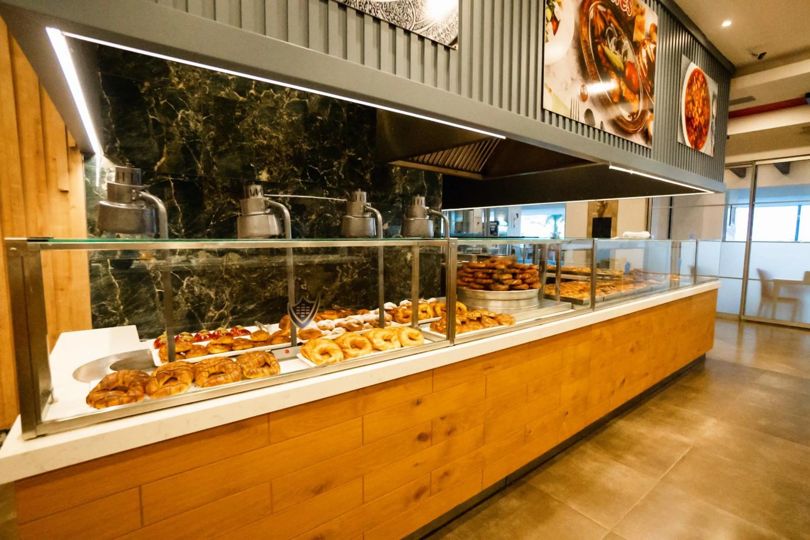 Buffet breakfast in Orange County Alanya