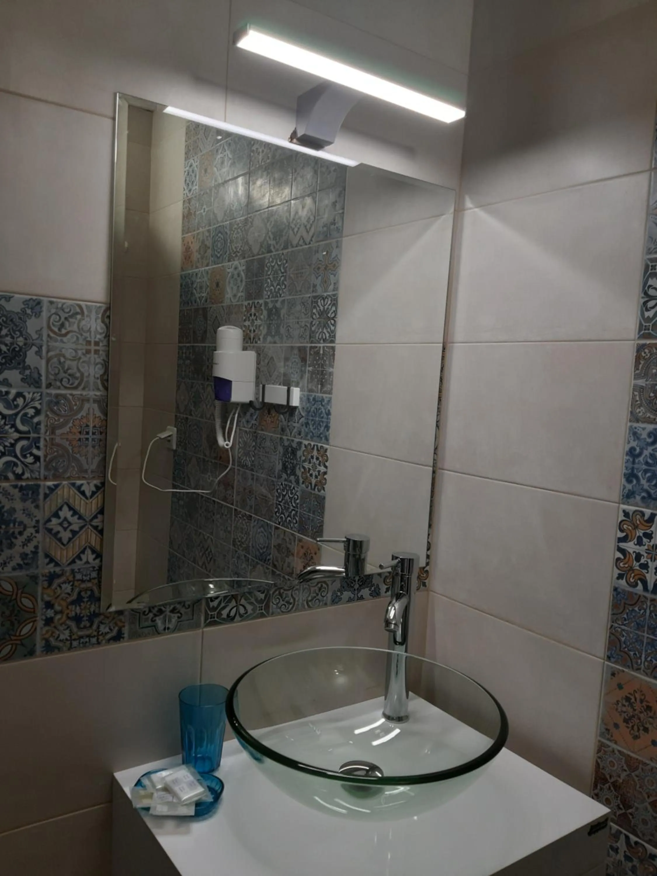 Bathroom in Hotel Lozite