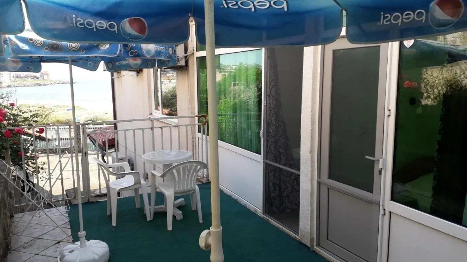 Patio in Hotel Lozite