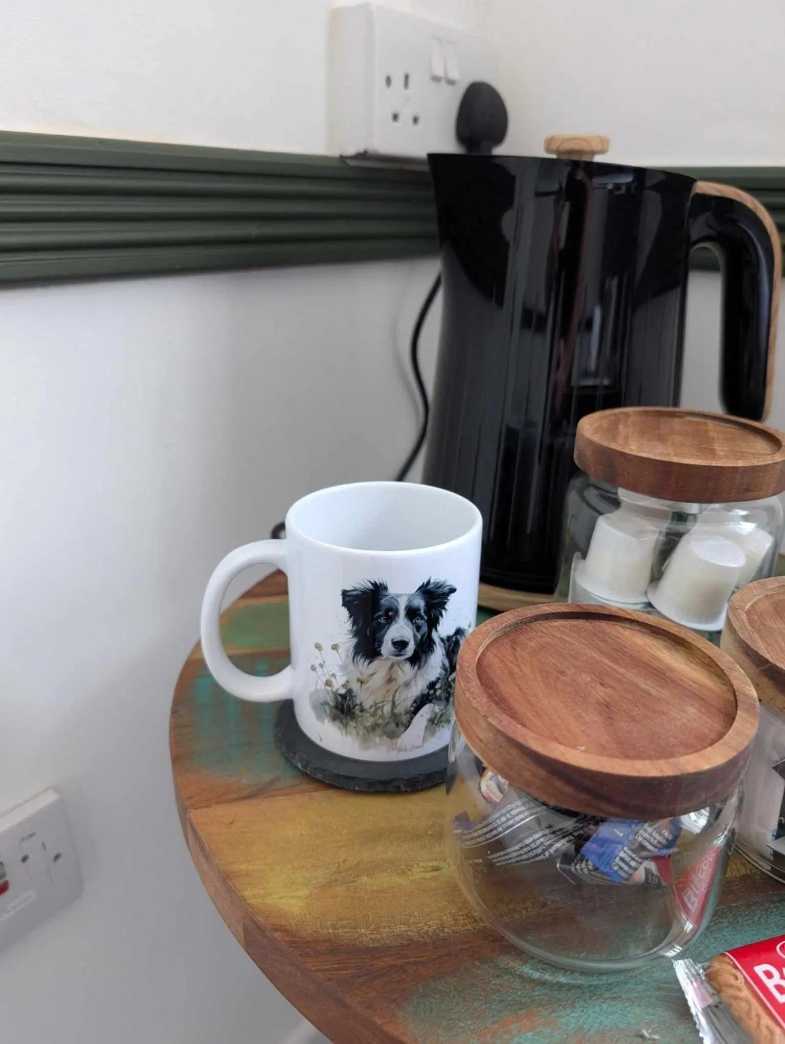 Coffee/tea facilities in Gilpin Bridge Inn