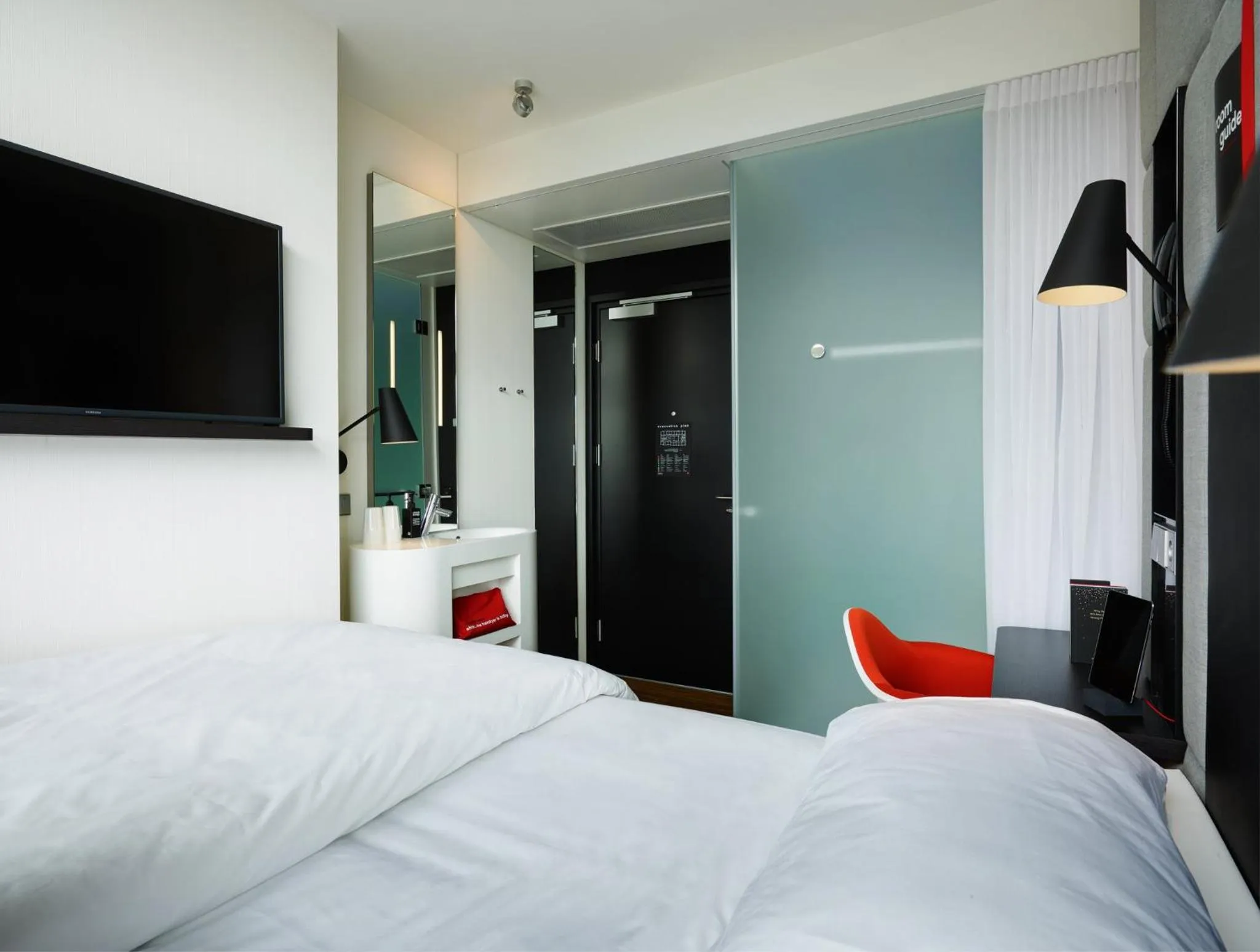 Single Room in citizenM Amstel Amsterdam