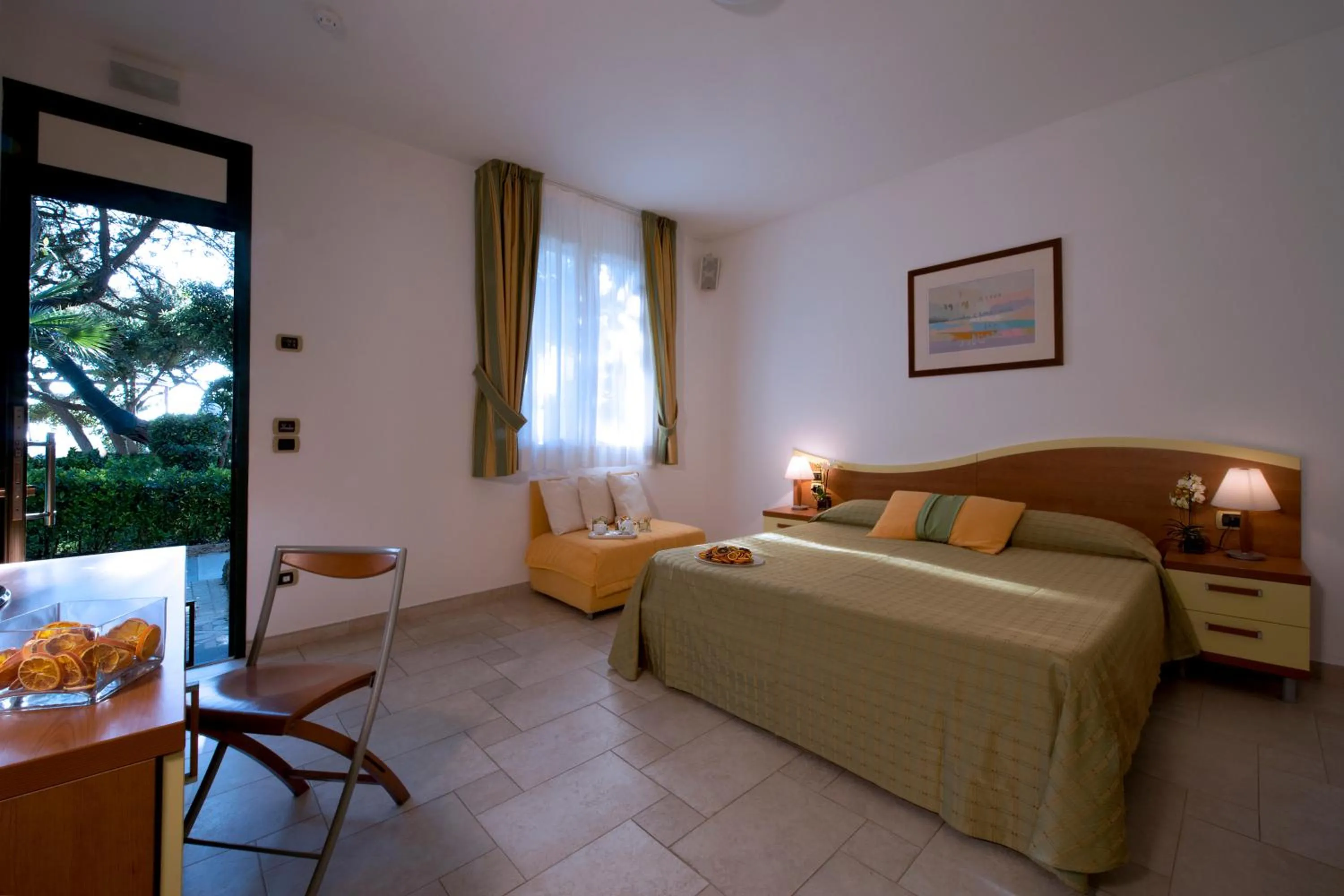 Photo of the whole room, Bed in Hotel I Ginepri