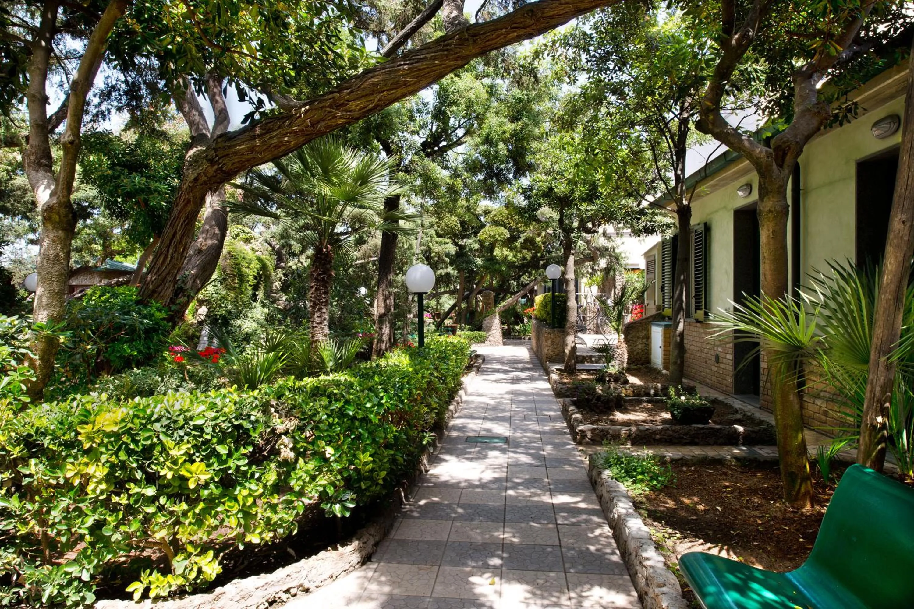 Property building in Hotel I Ginepri