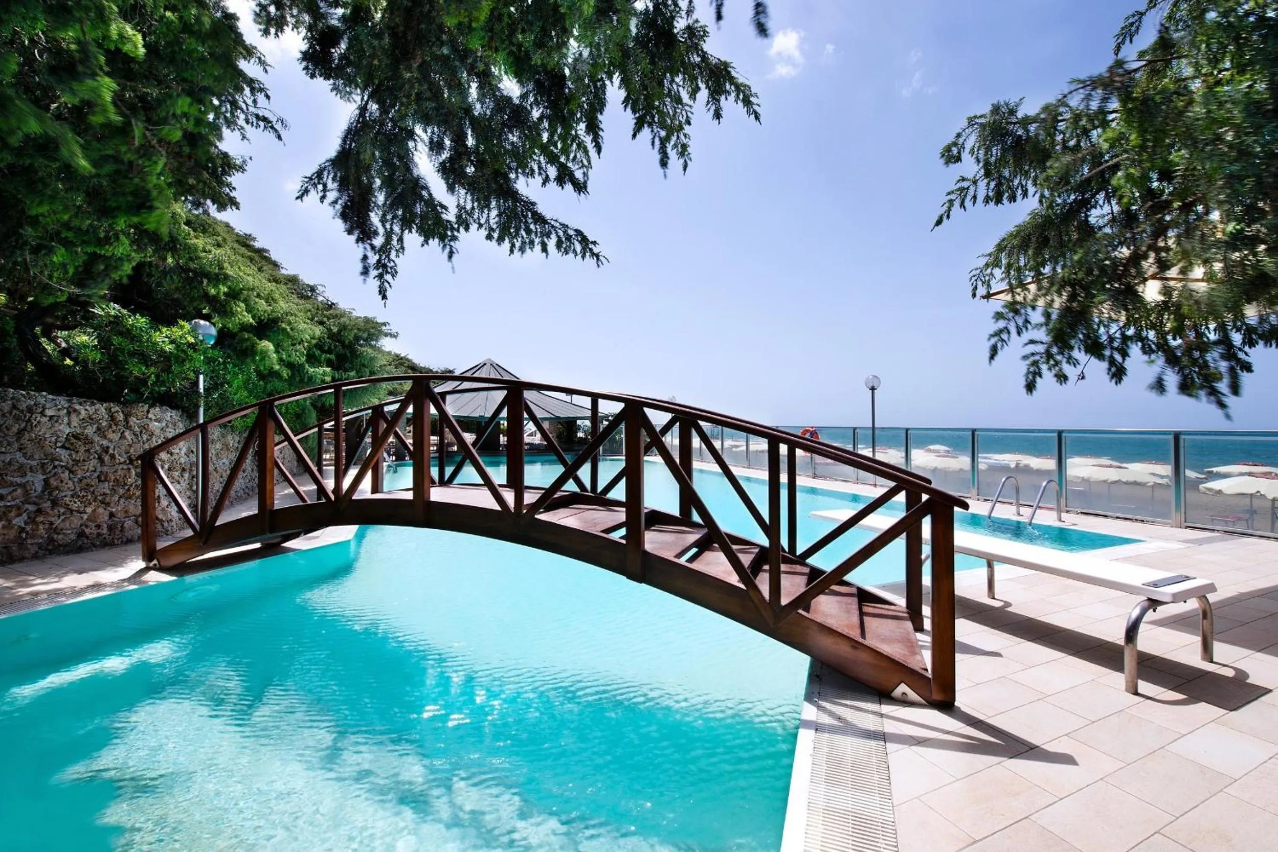 Swimming pool in Hotel I Ginepri
