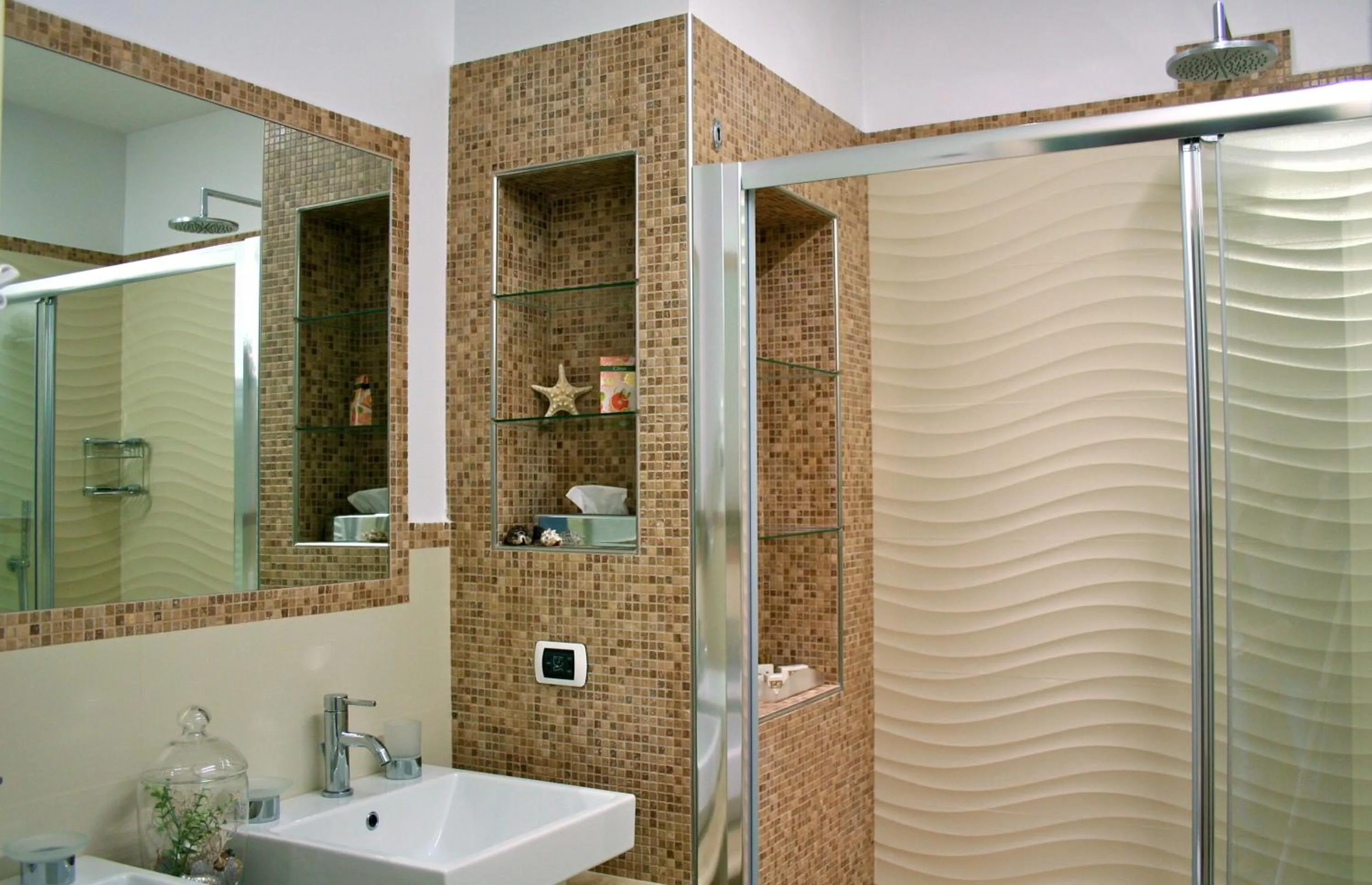 Bathroom in Hotel I Ginepri