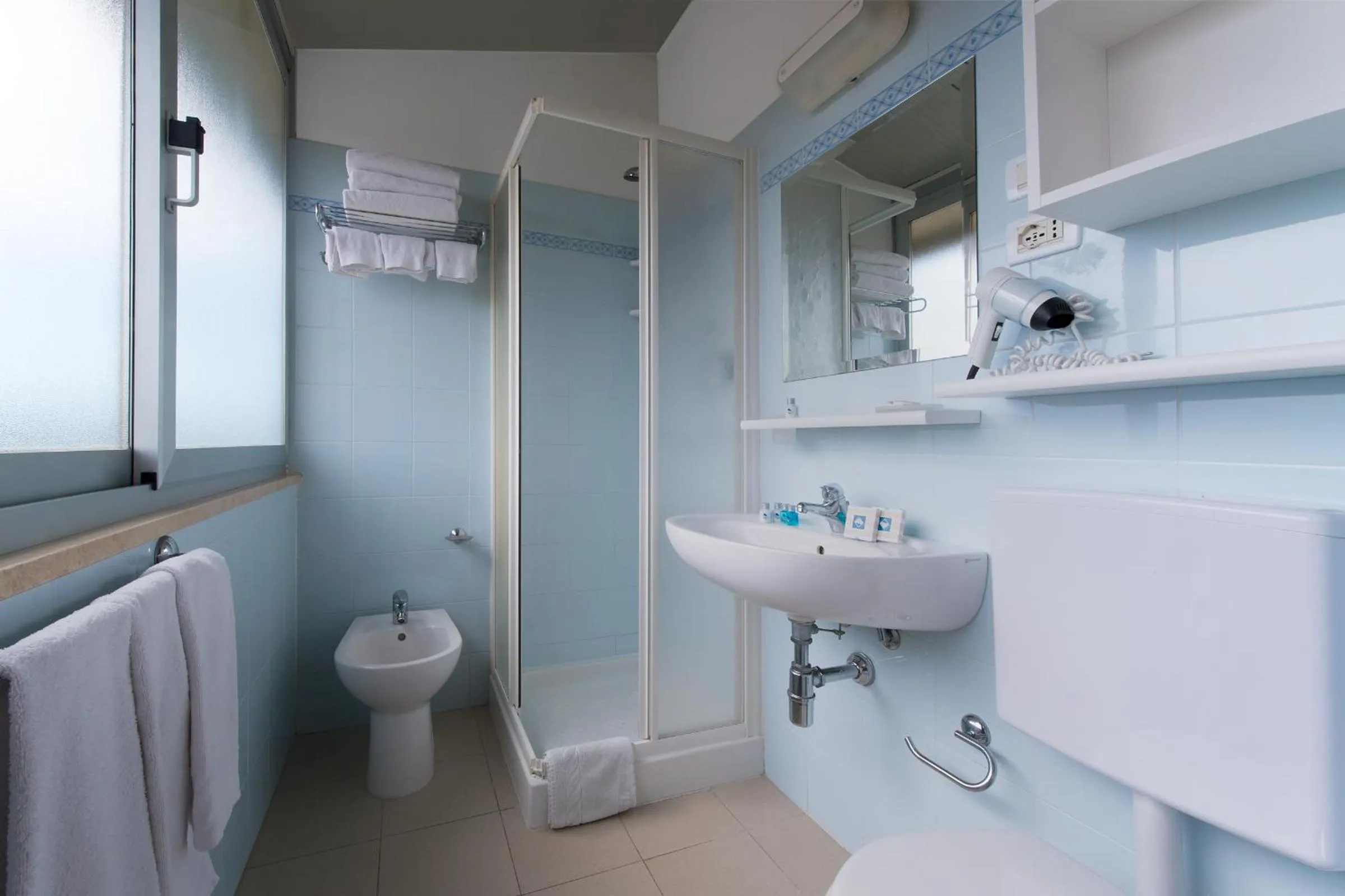 Shower in Hotel I Ginepri