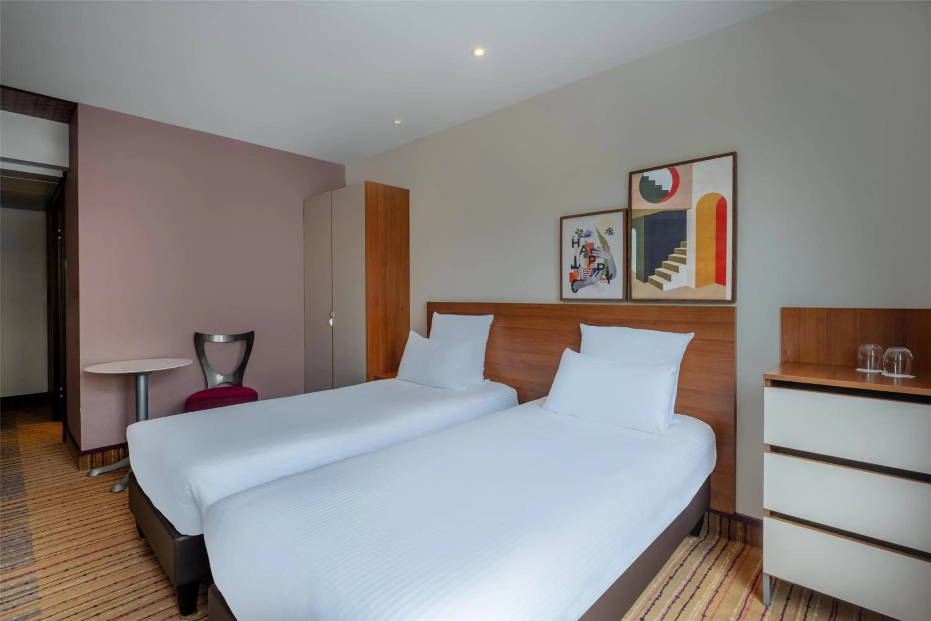 Bed in Spark by Hilton Lyon Ouest