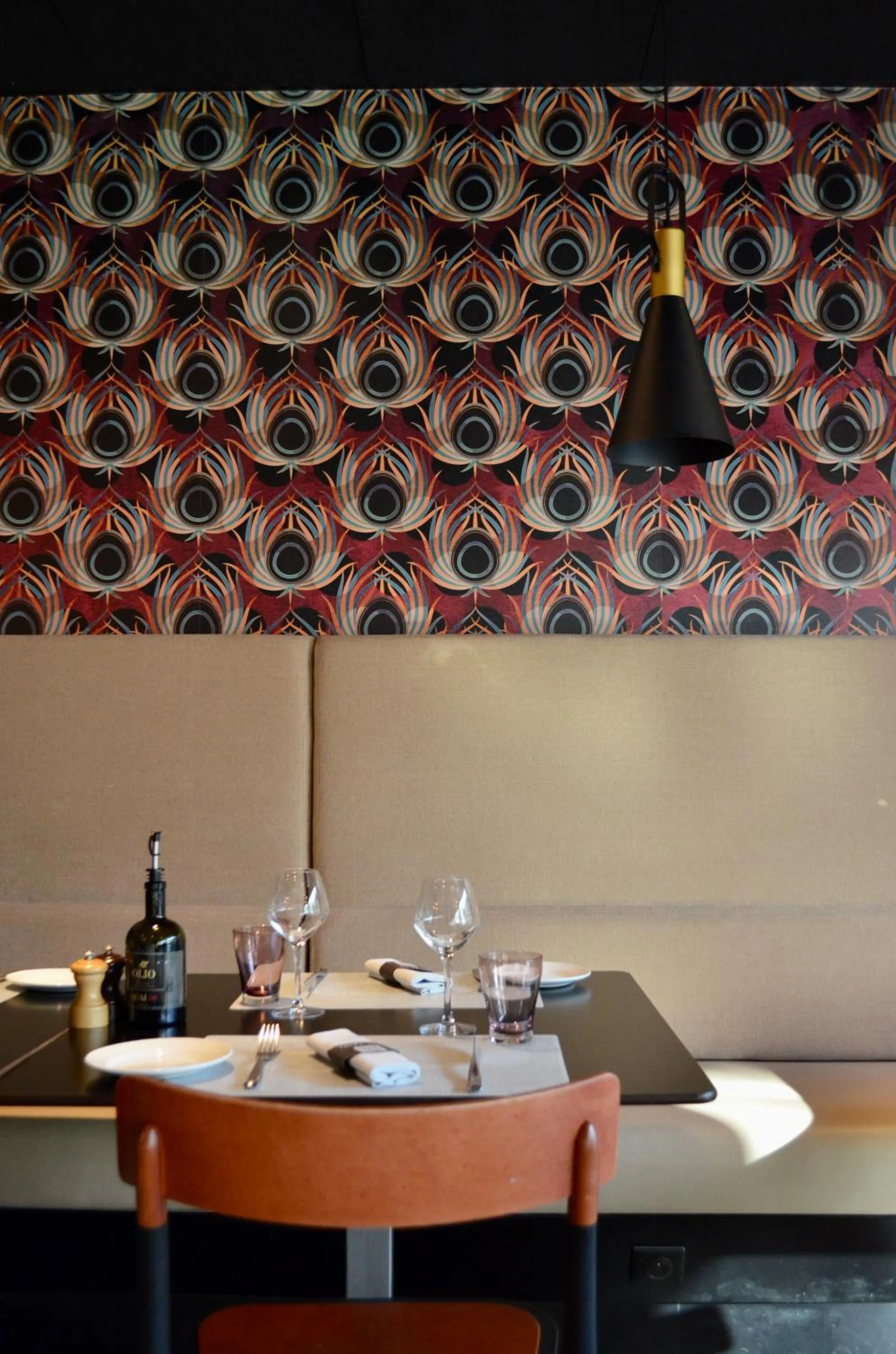 Restaurant/places to eat in Spark by Hilton Lyon Ouest