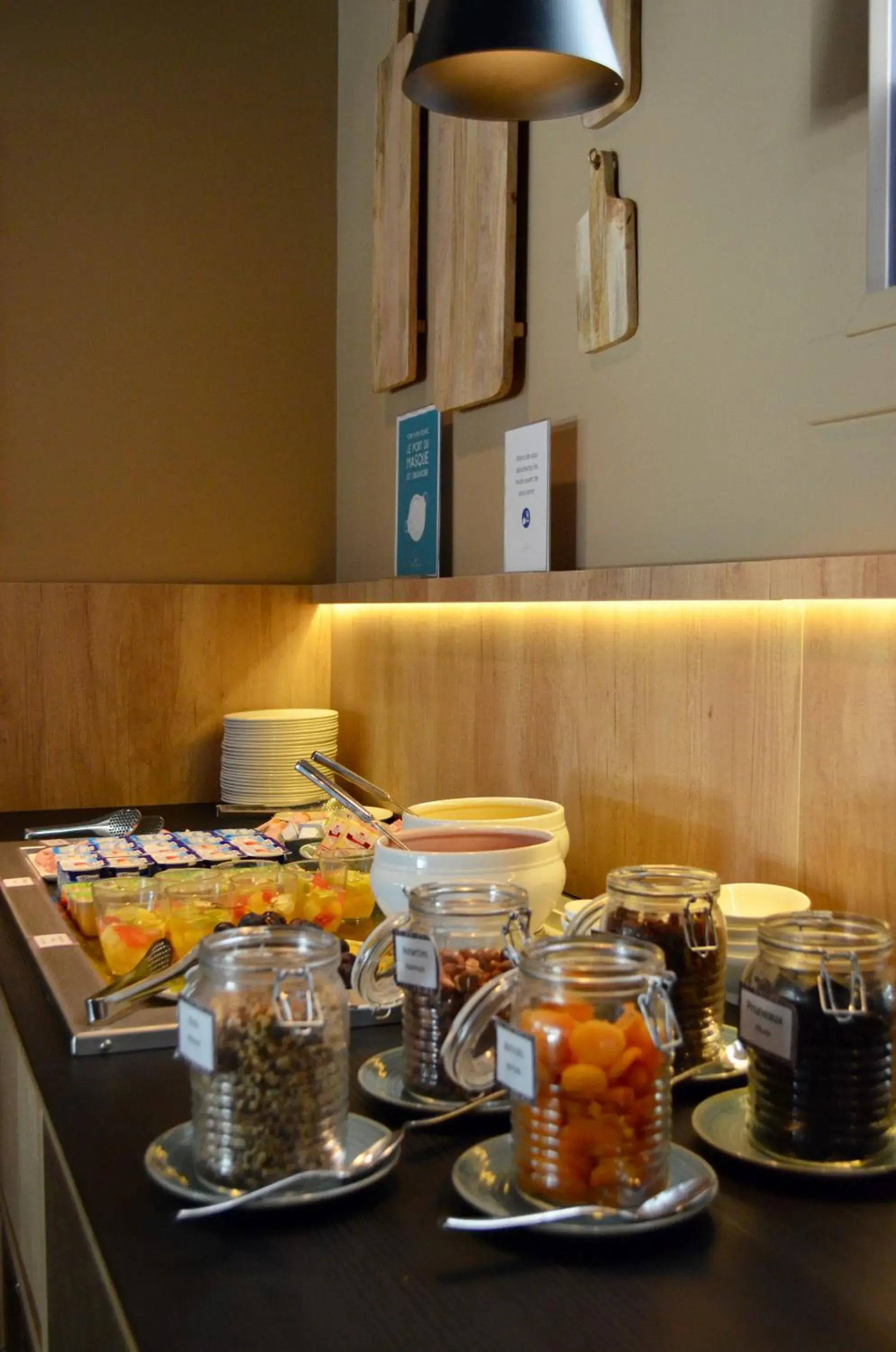 Buffet breakfast in Spark by Hilton Lyon Ouest Buffet breakfast in Spark by Hilton Lyon Ouest