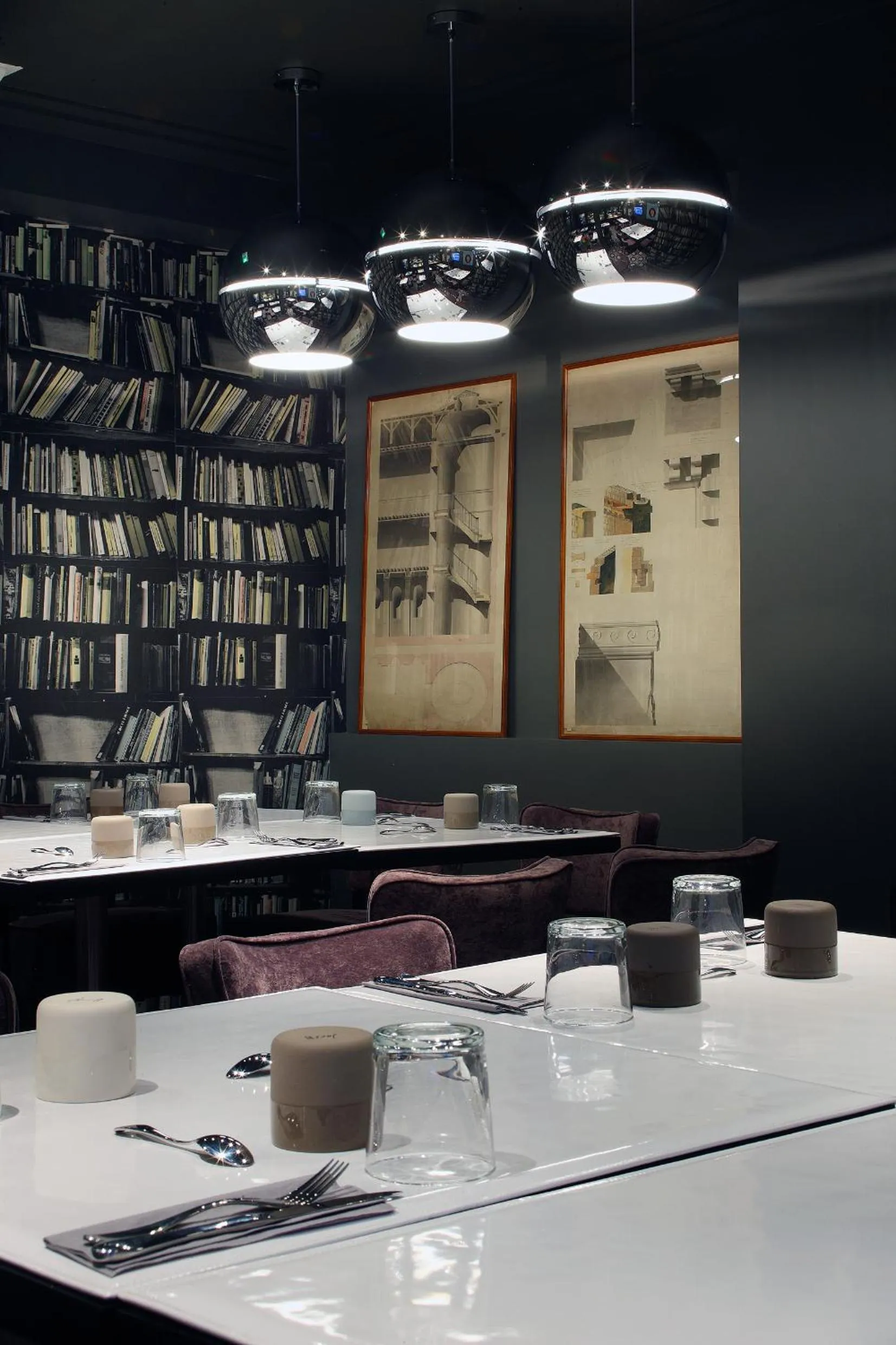 Restaurant/places to eat in Hotel le Cinq Hyper - Centre