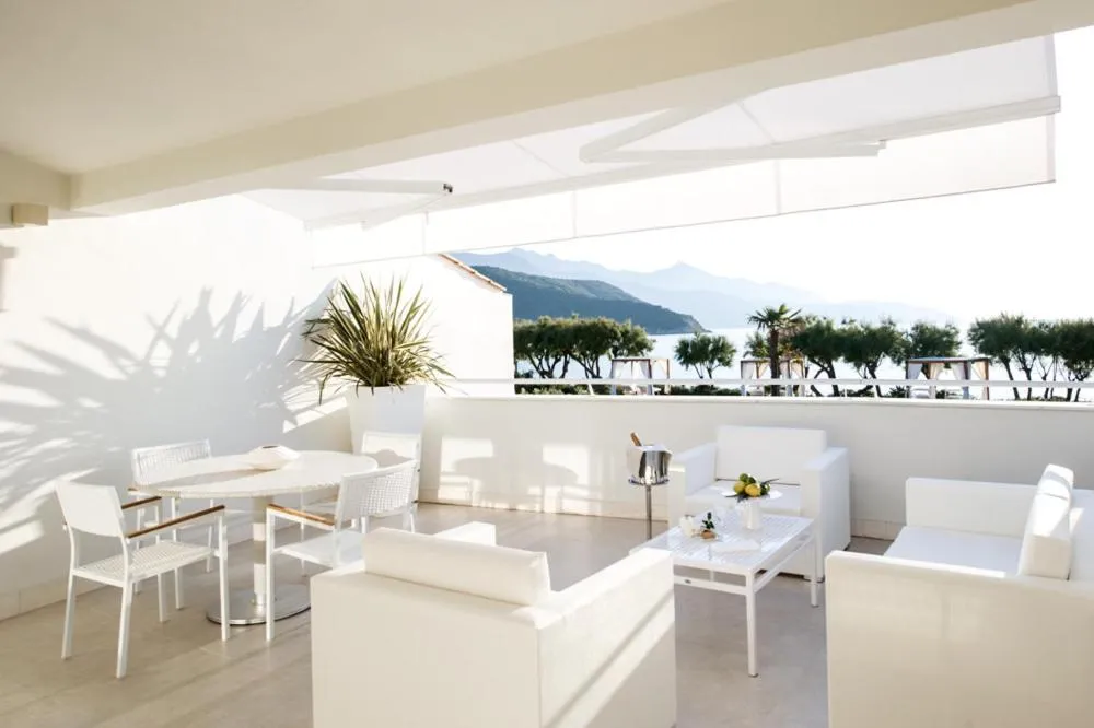 Sea view in Baia Bianca Suites