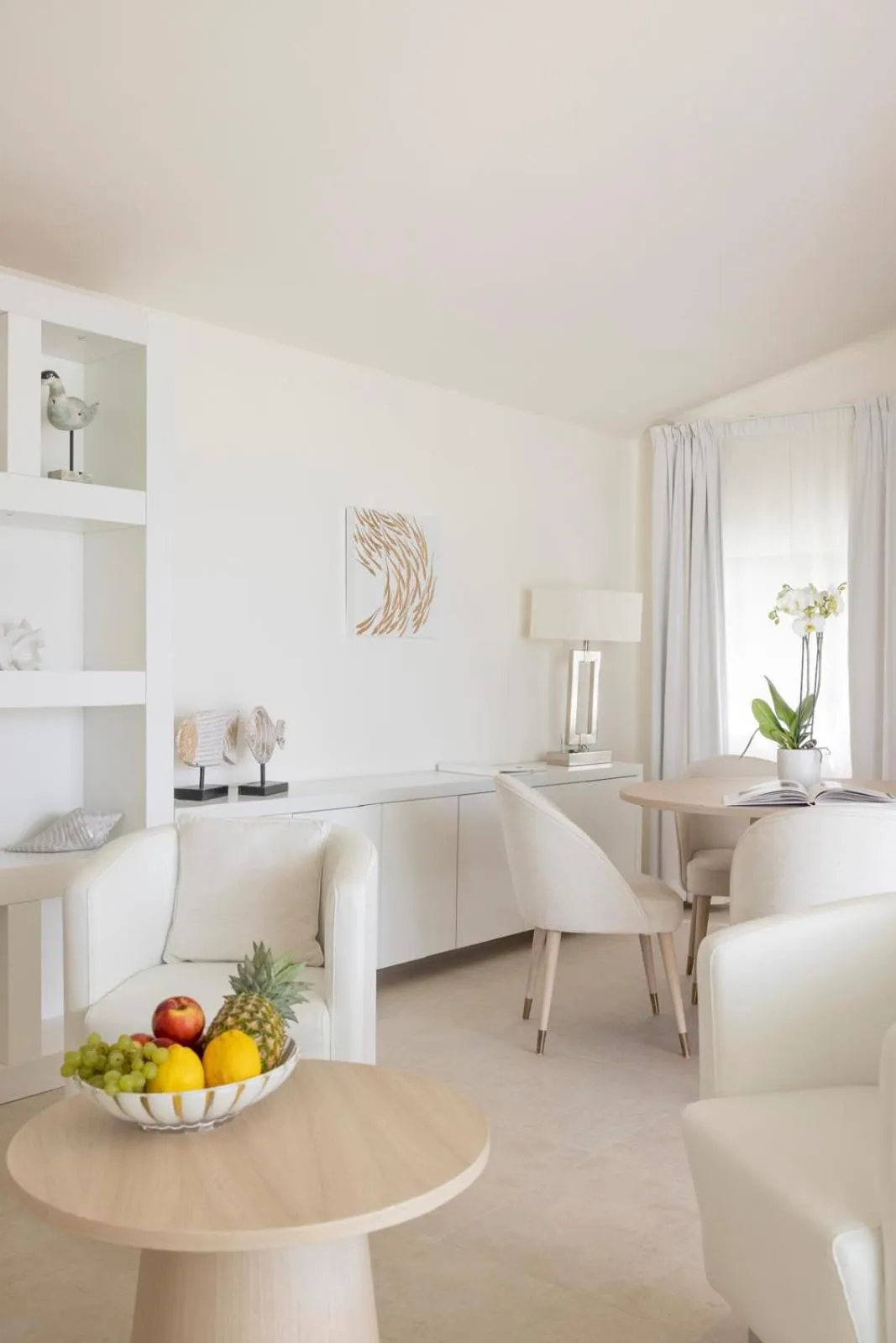 Seating area in Baia Bianca Suites