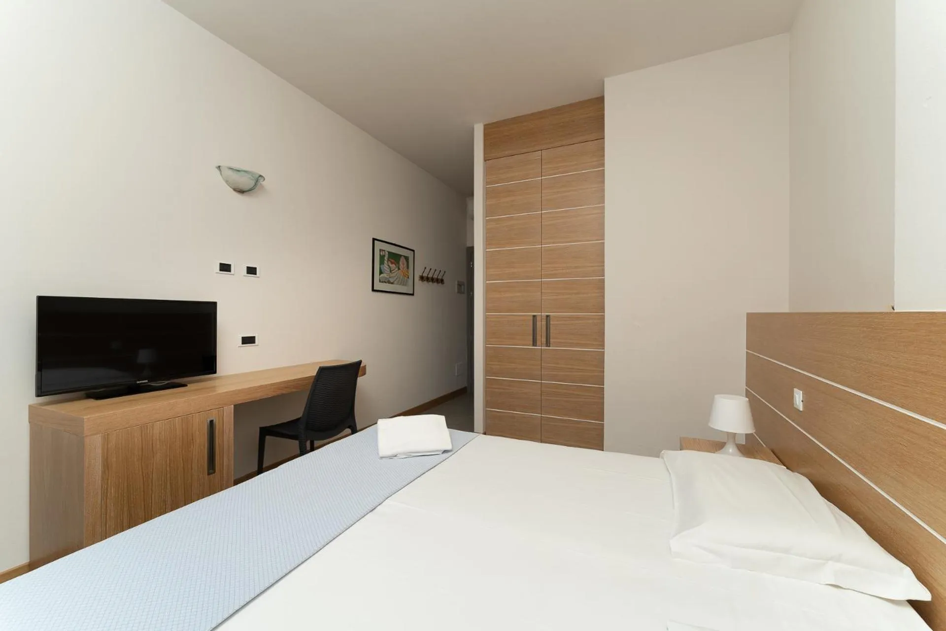 Bedroom, Bed in Hotel Delfino