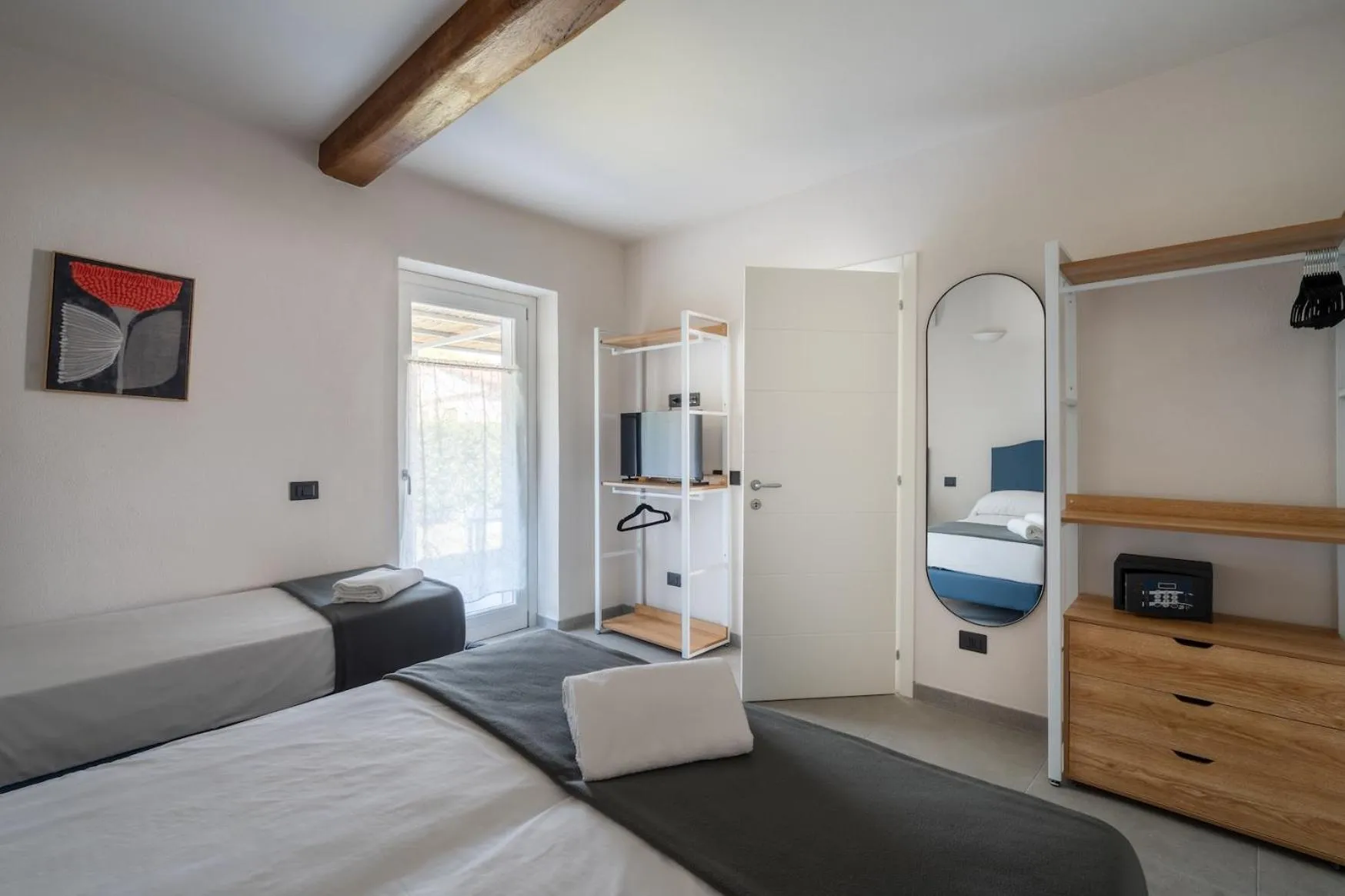 Bedroom, Bed in Hotel Delfino