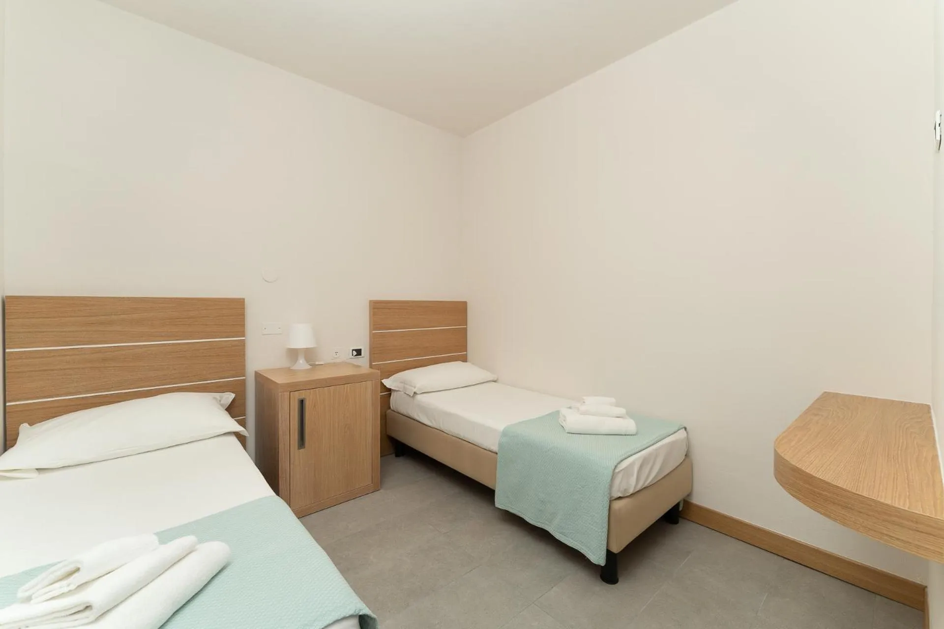 Bedroom, Bed in Hotel Delfino