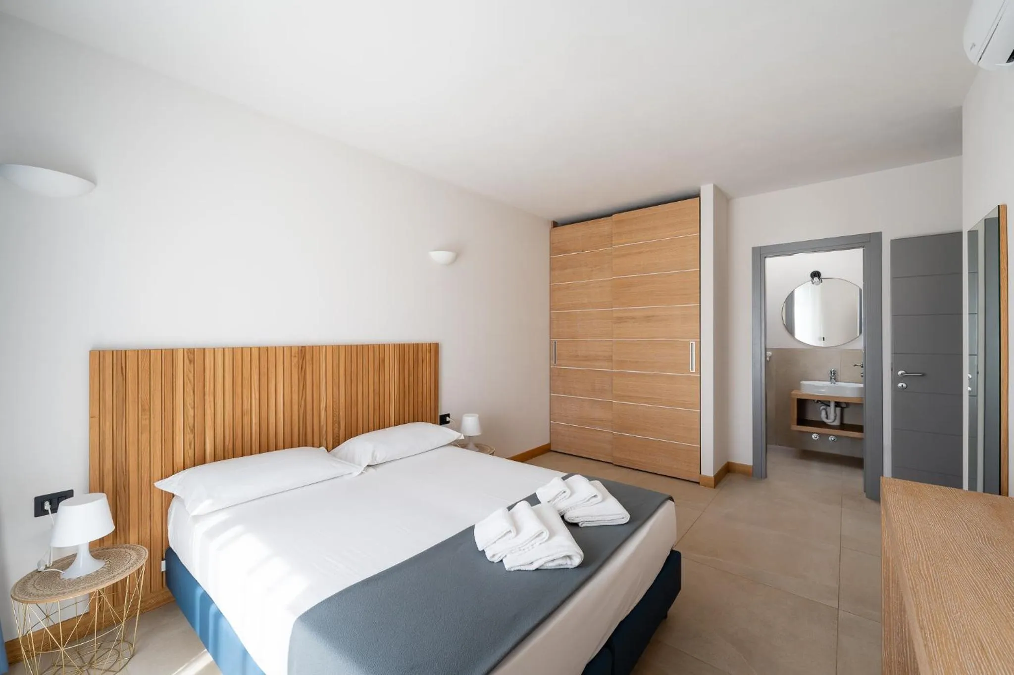 Bedroom, Bed in Hotel Delfino