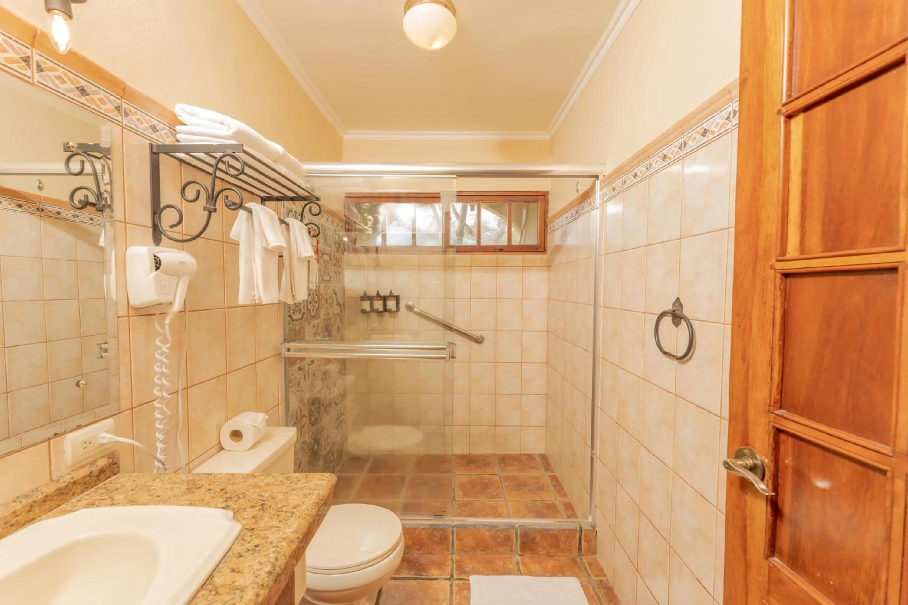 Shower in Borinquen Thermal Resort