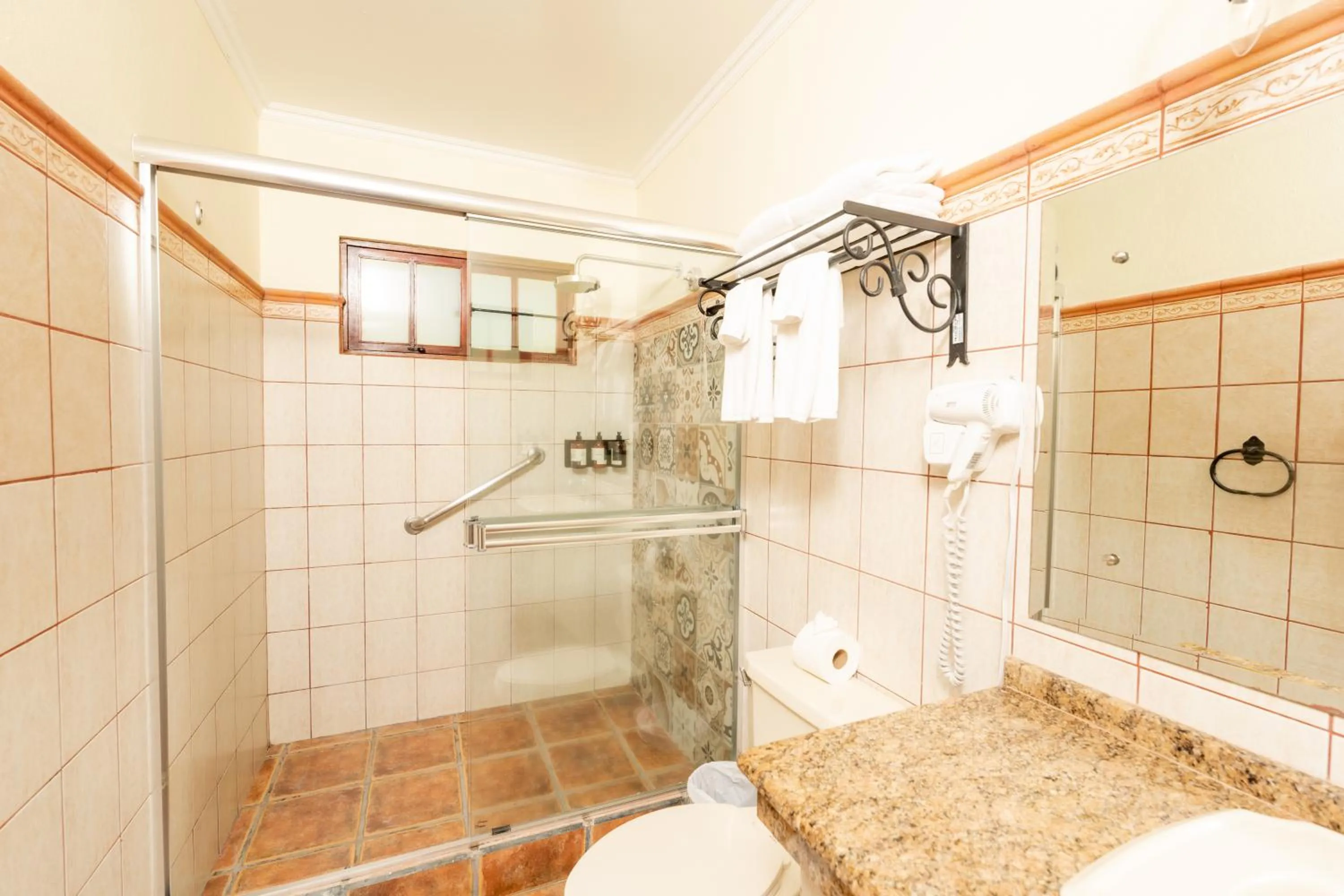 Bathroom in Borinquen Thermal Resort