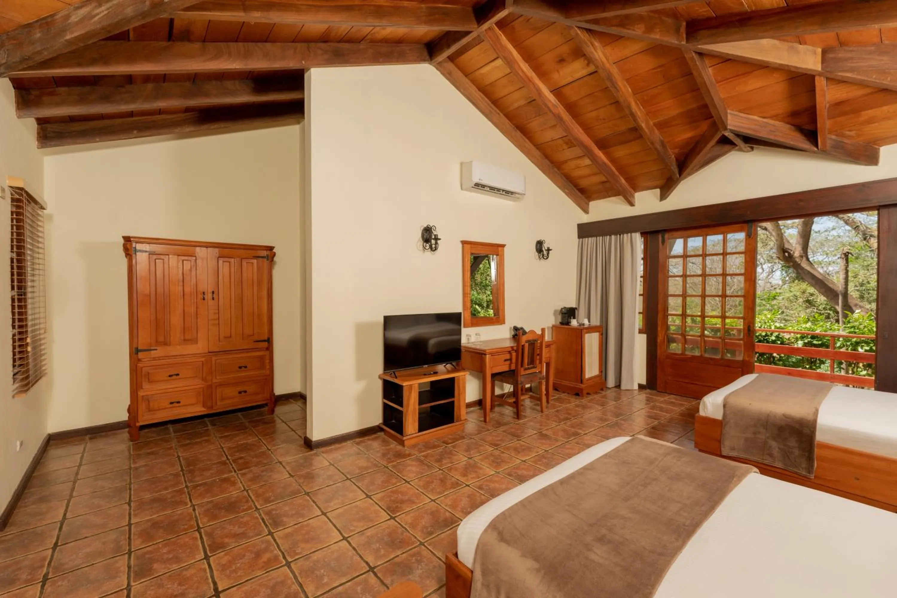 Bedroom, Bed in Borinquen Thermal Resort