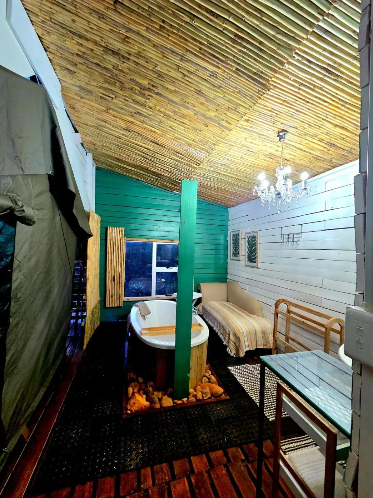 Hot Tub in Le Petit Karoo