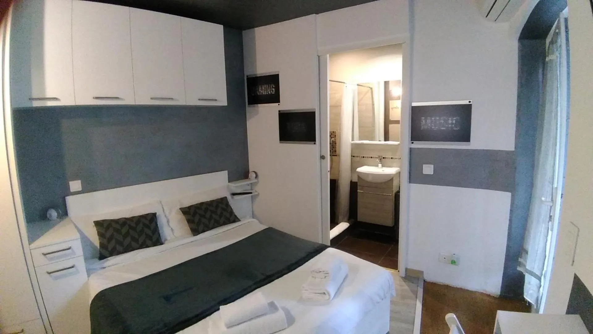 Photo of the whole room in Villa Azur Cap d'Ail