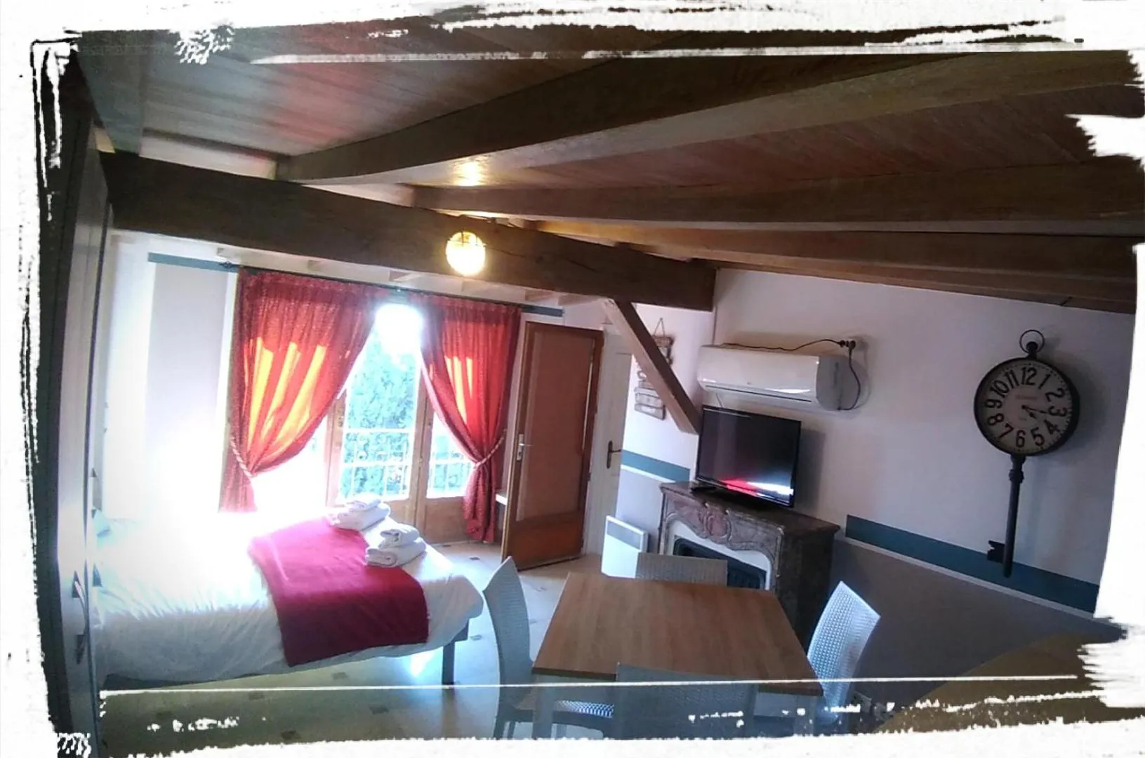 Photo of the whole room in Villa Azur Cap d'Ail