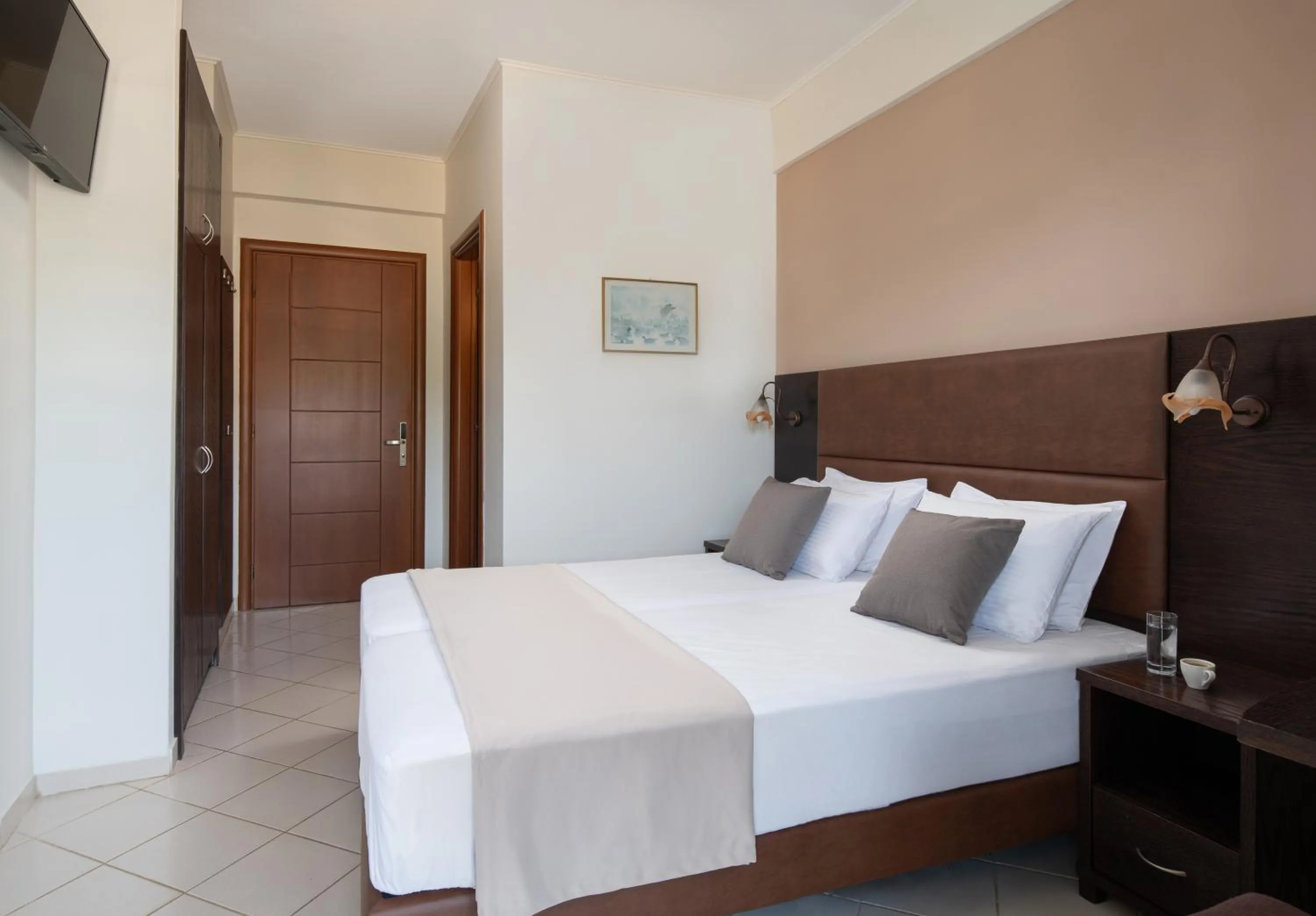 Photo of the whole room in Hotel Simeon