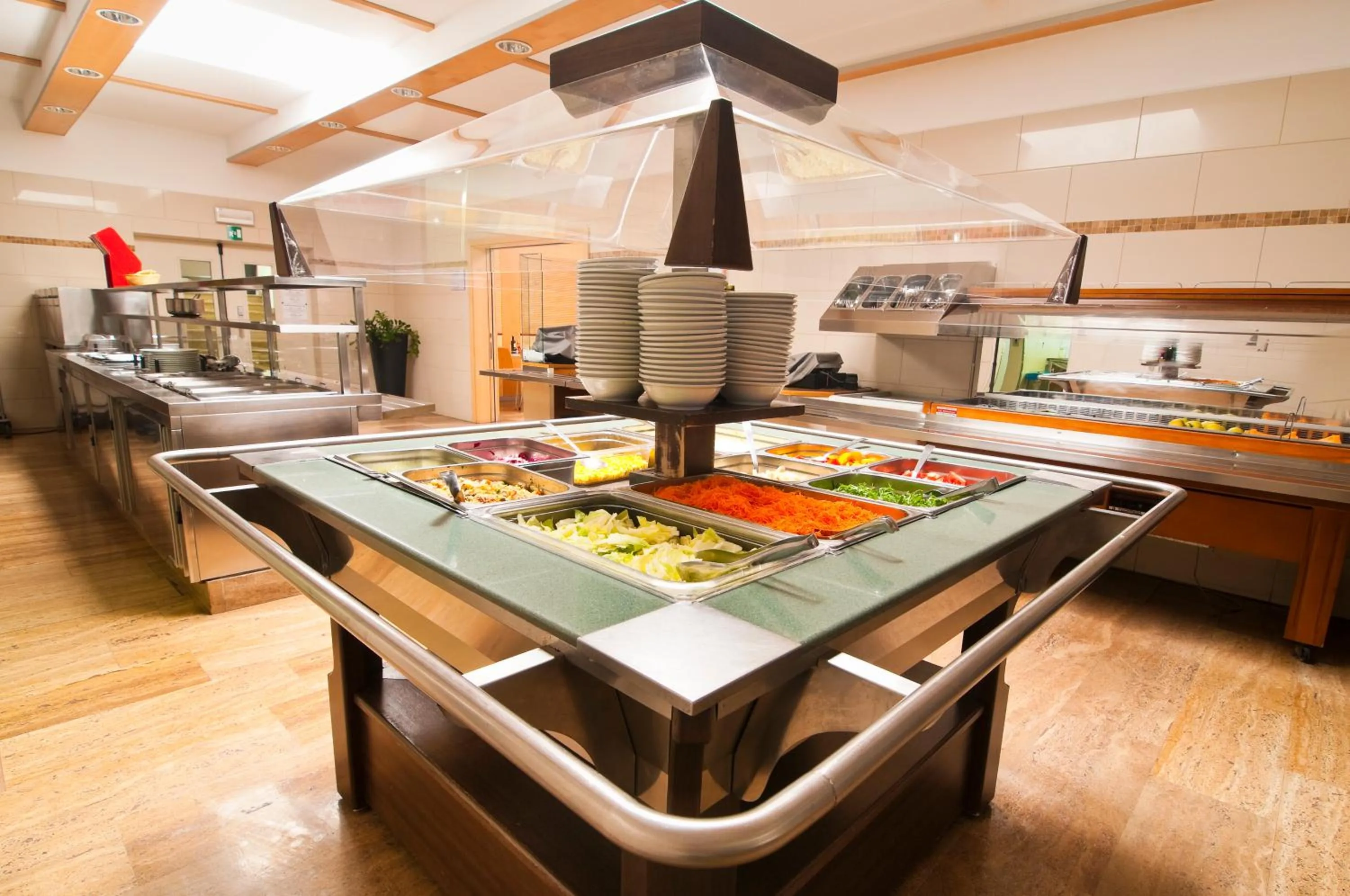 Restaurant/places to eat in Kolpinghaus Bolzano