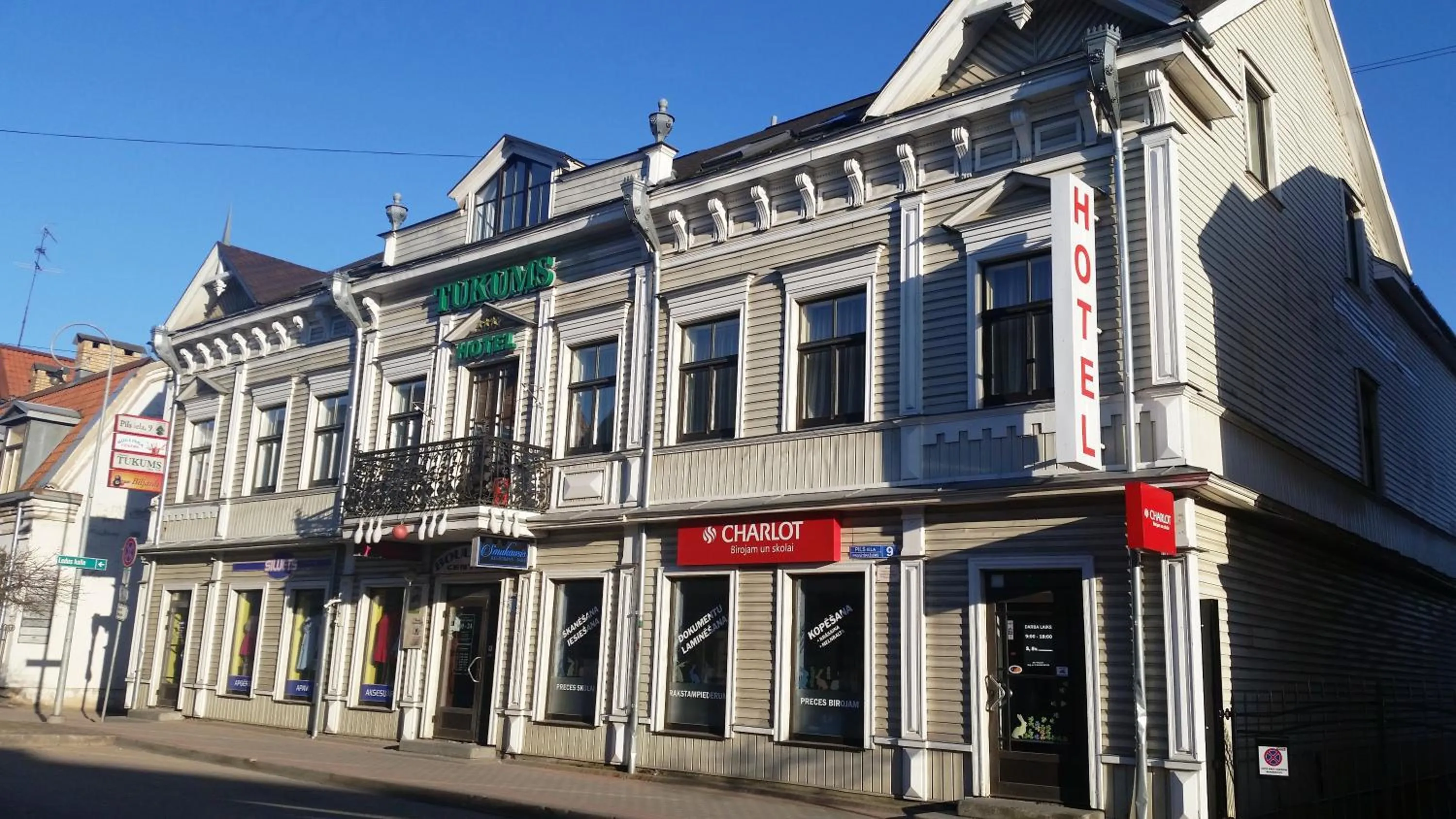 Area and facilities in Hotel Tukums