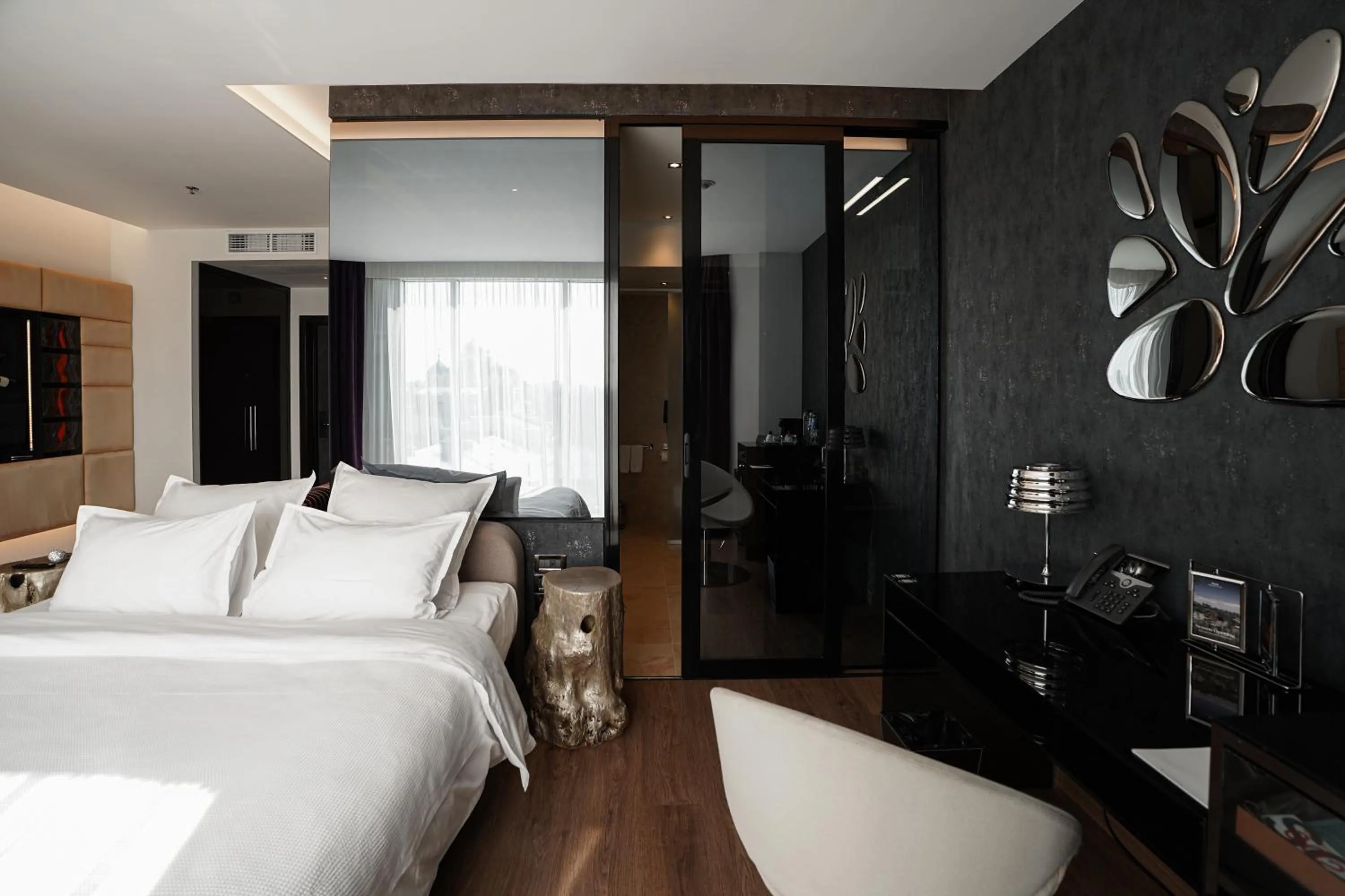 Bed in 11 Mirrors Design Hotel