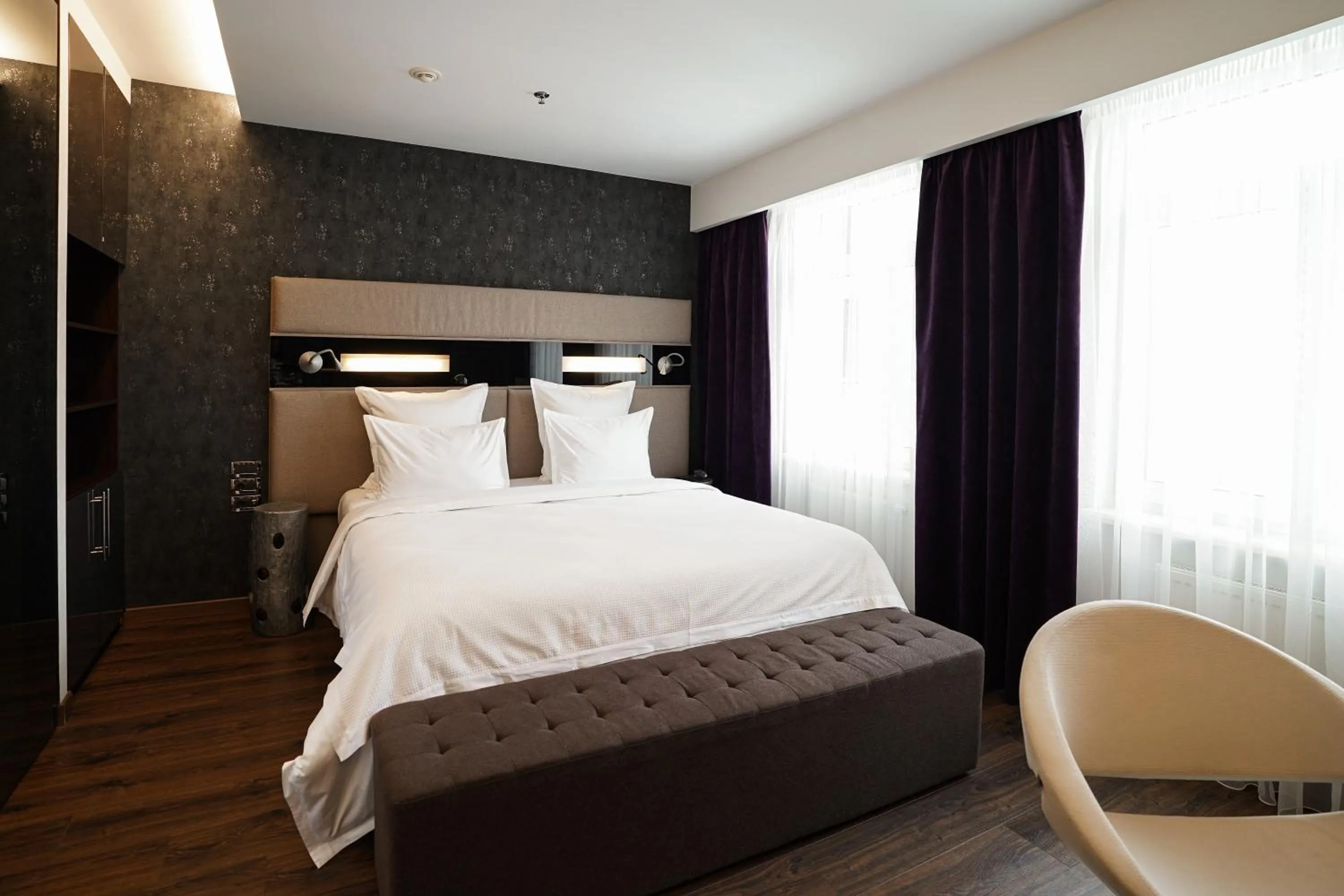 Bed in 11 Mirrors Design Hotel