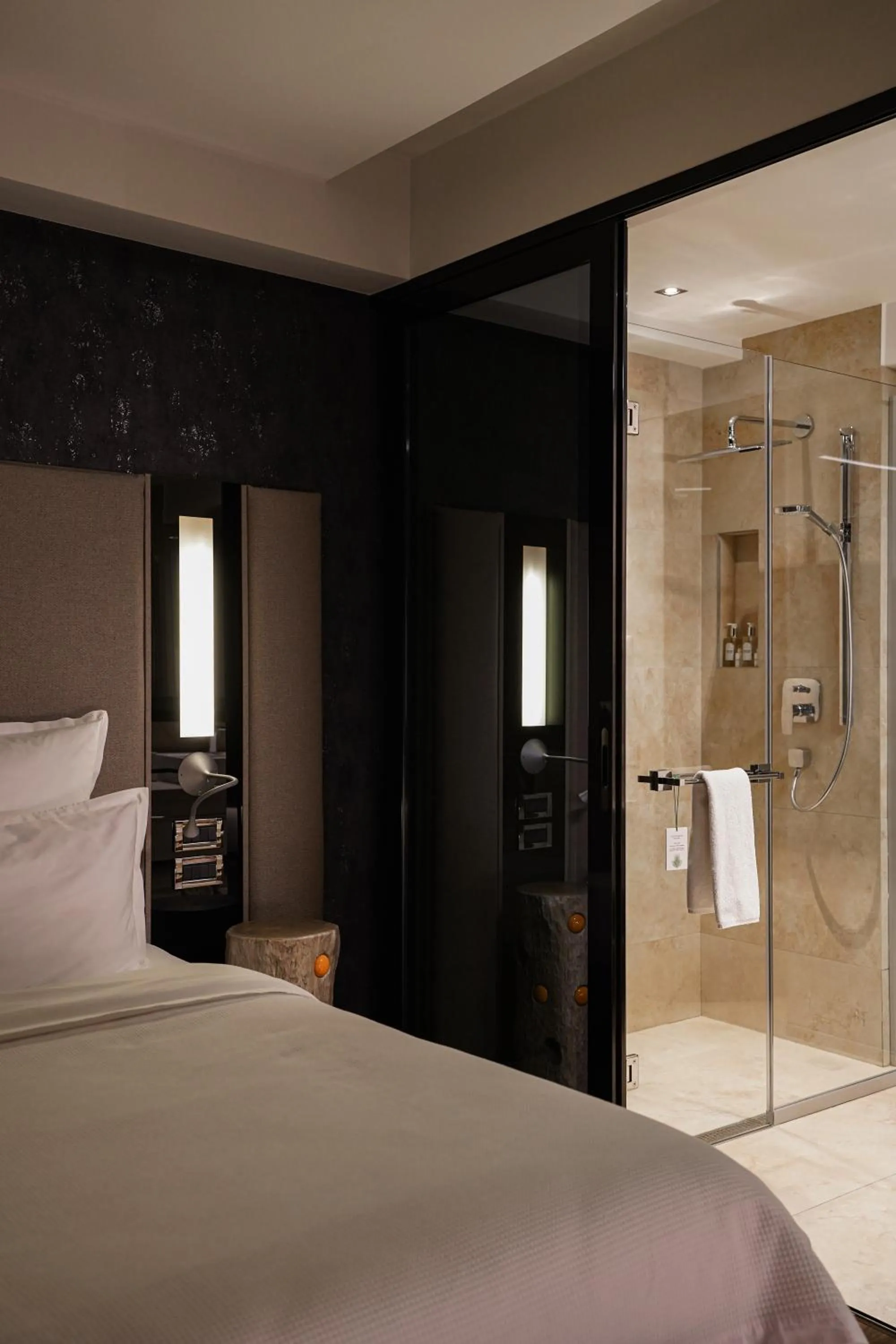 Bed in 11 Mirrors Design Hotel