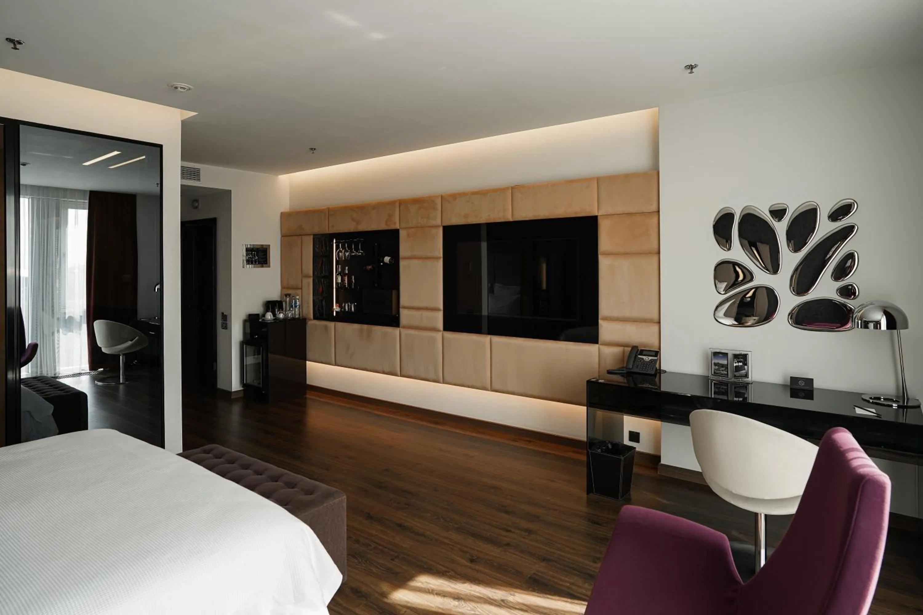 Bed in 11 Mirrors Design Hotel