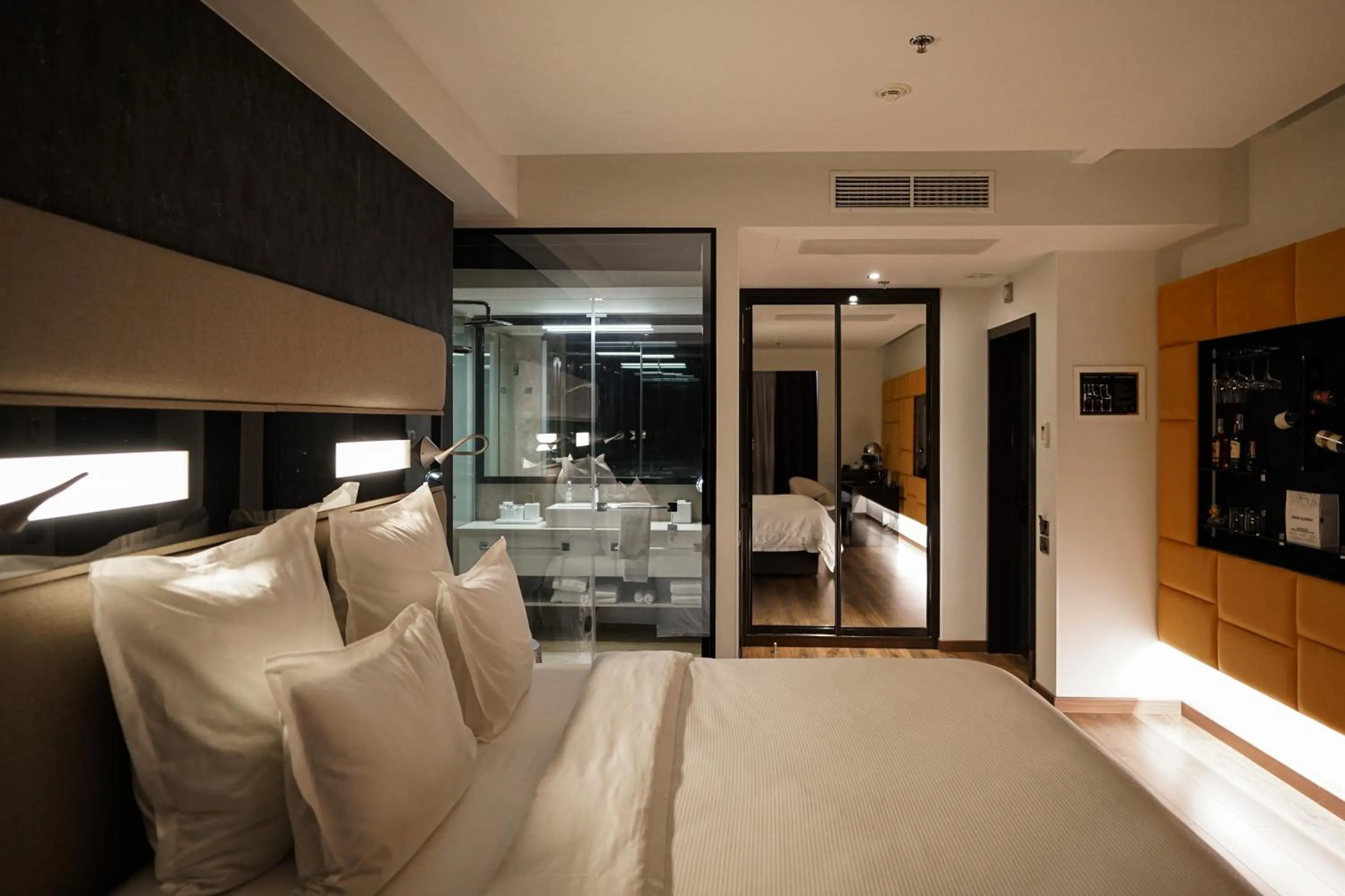 Bed in 11 Mirrors Design Hotel