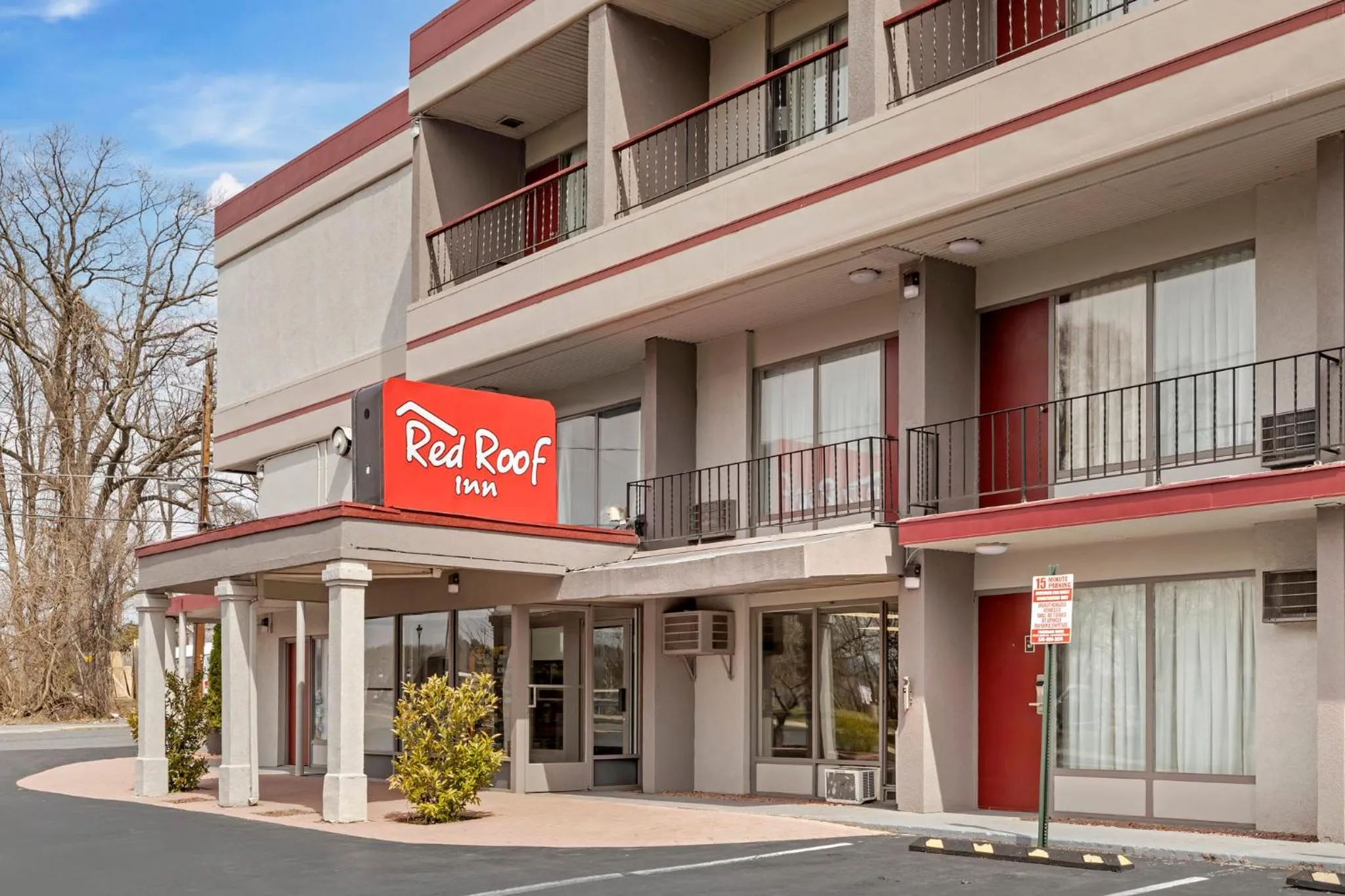 Property building in Red Roof Inn Stroudsburg