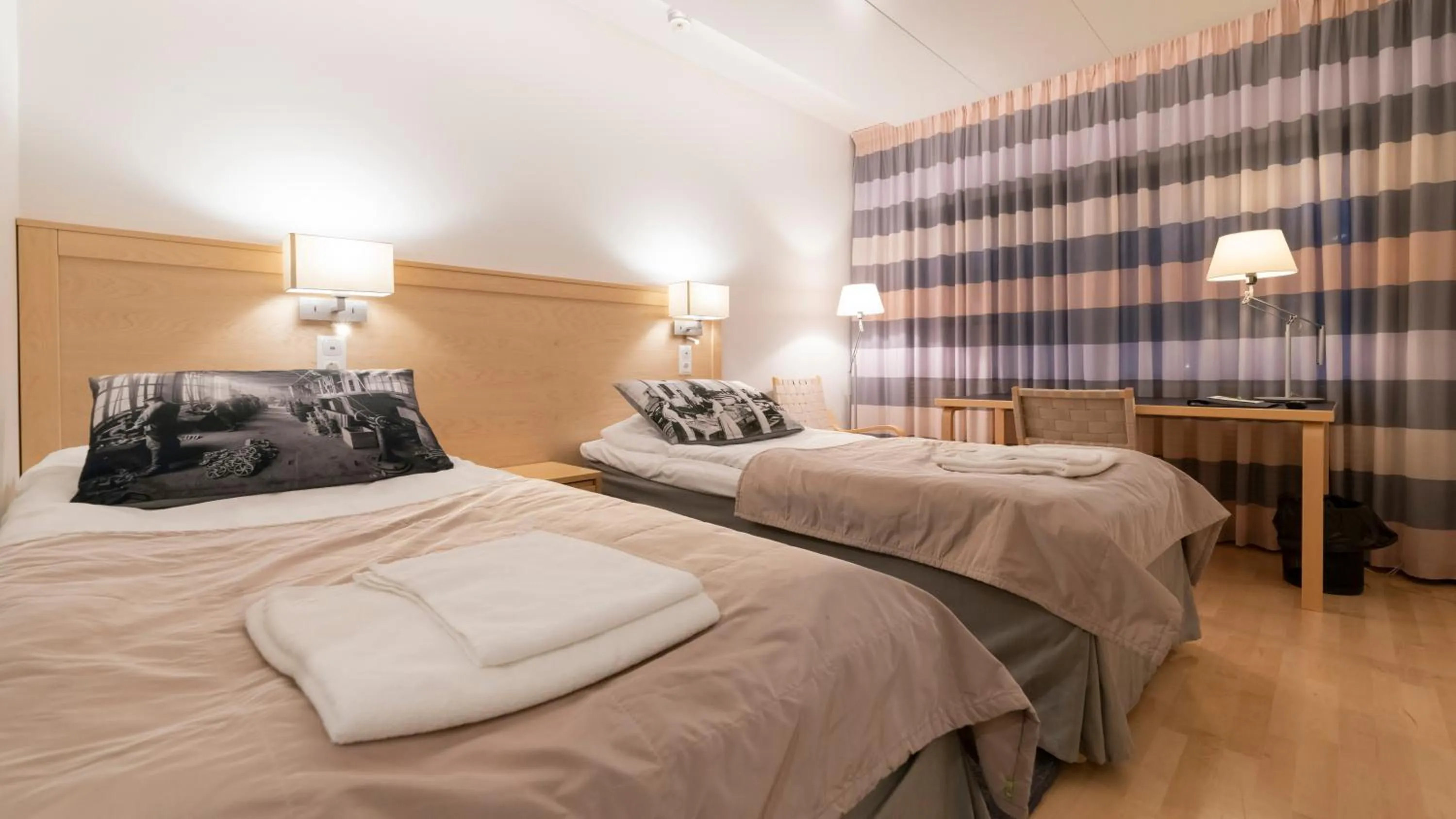 Bed in Kokoushotelli Murikanranta