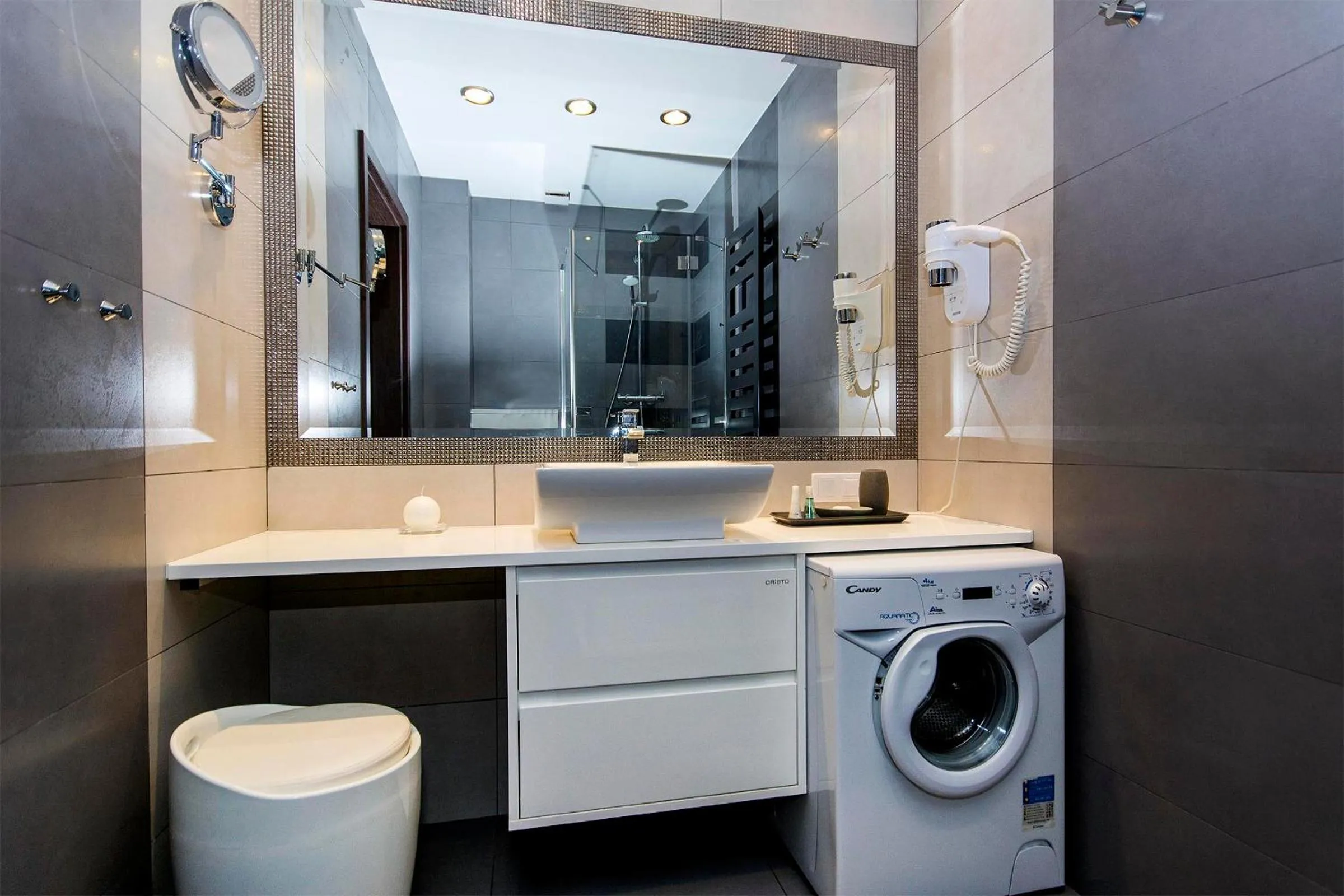 Bathroom in Dom & House – Old Town Waterlane