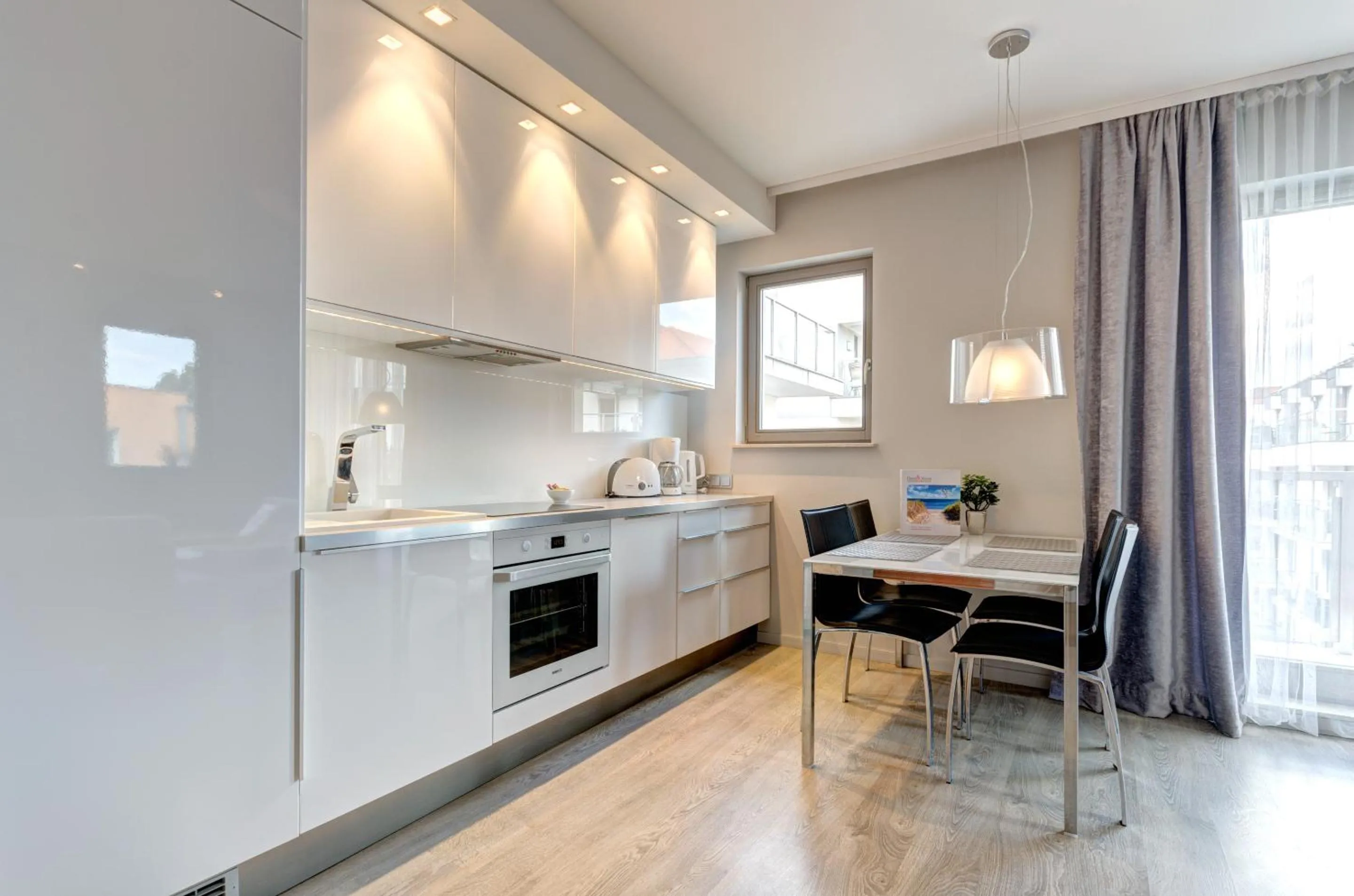 Kitchen or kitchenette in Dom & House – Old Town Waterlane