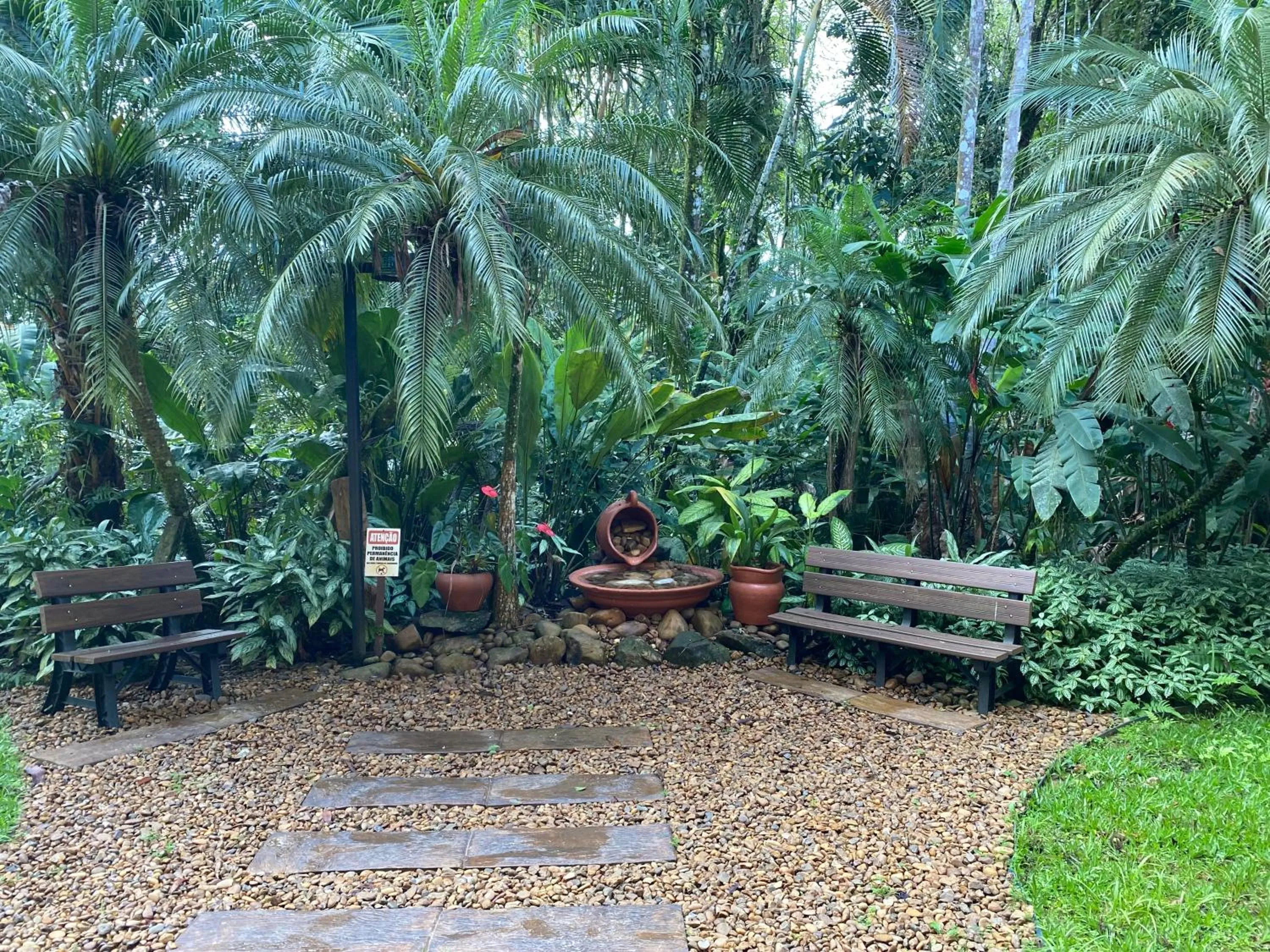 Natural landscape in Flat estudio 110 Amarilis Riviera de São Lourenço, 03 piscina climatizada, serviço de hotelaria, limpesa e troca de toalhas diária, carregador veiculo elétrico e servico de praia finais de semana WiFi 500