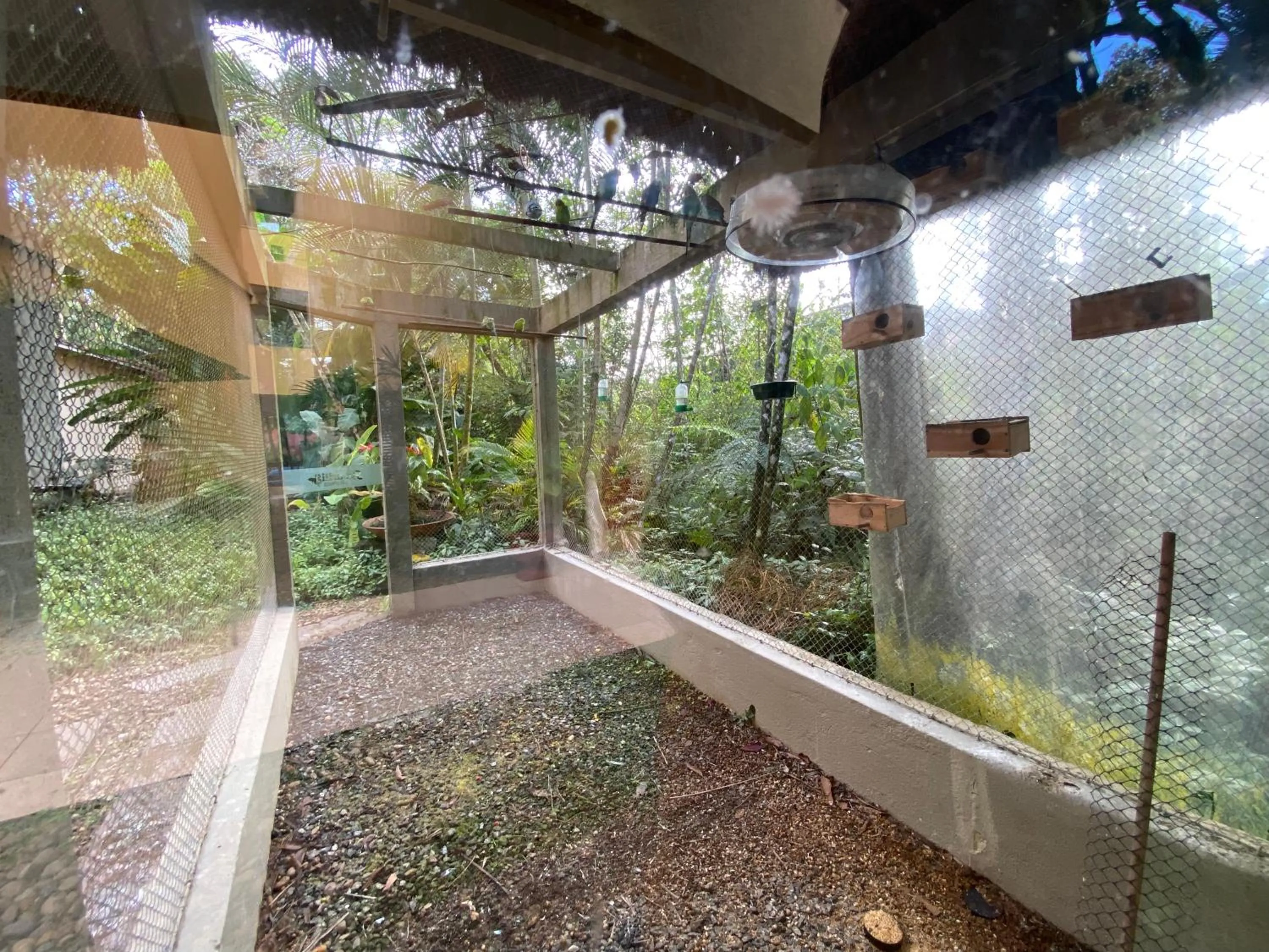 Garden view in Flat estudio 110 Amarilis Riviera de São Lourenço, 03 piscina climatizada, serviço de hotelaria, limpesa e troca de toalhas diária, carregador veiculo elétrico e servico de praia finais de semana WiFi 500