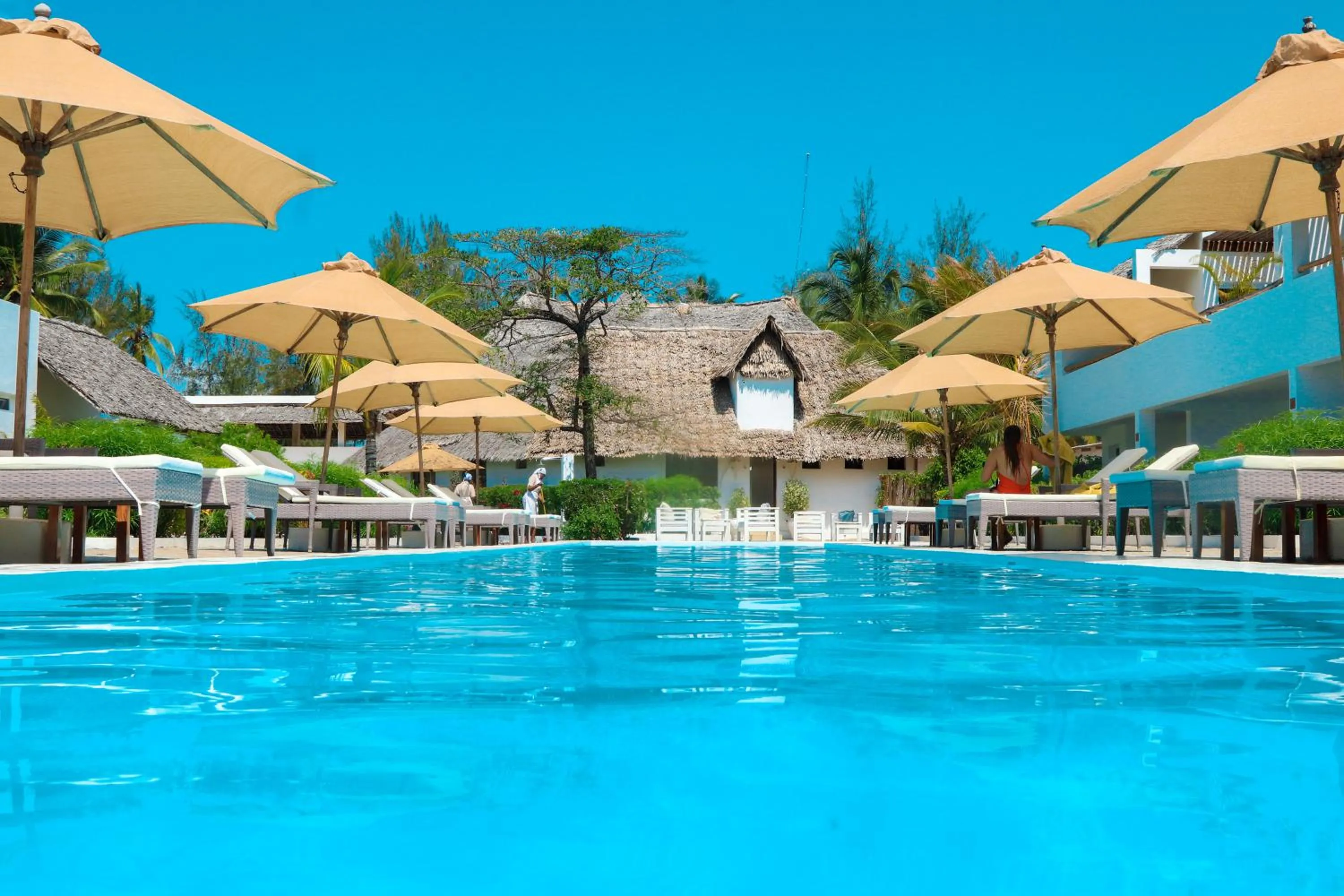 Day in Dhow Inn Boutique Hotel