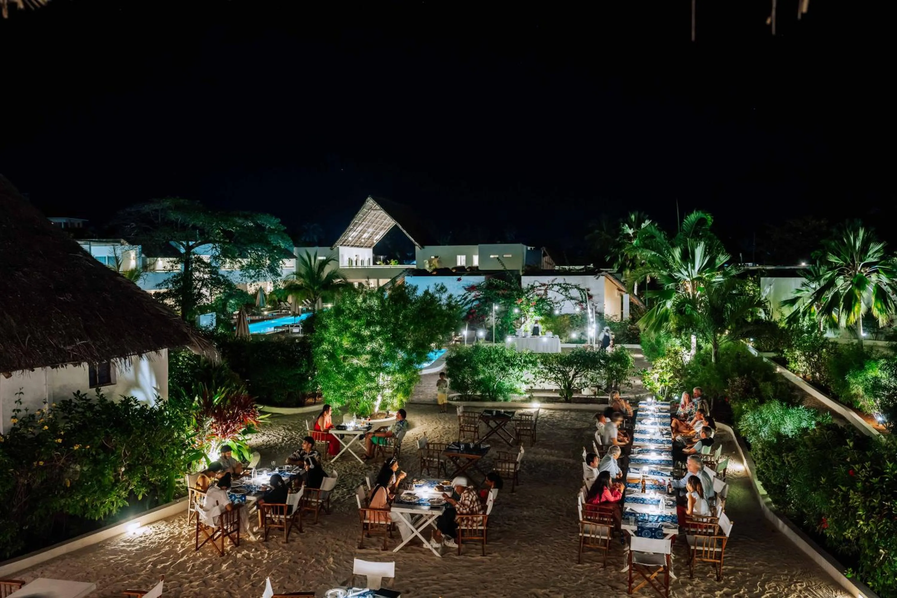 Restaurant/places to eat in Dhow Inn Boutique Hotel