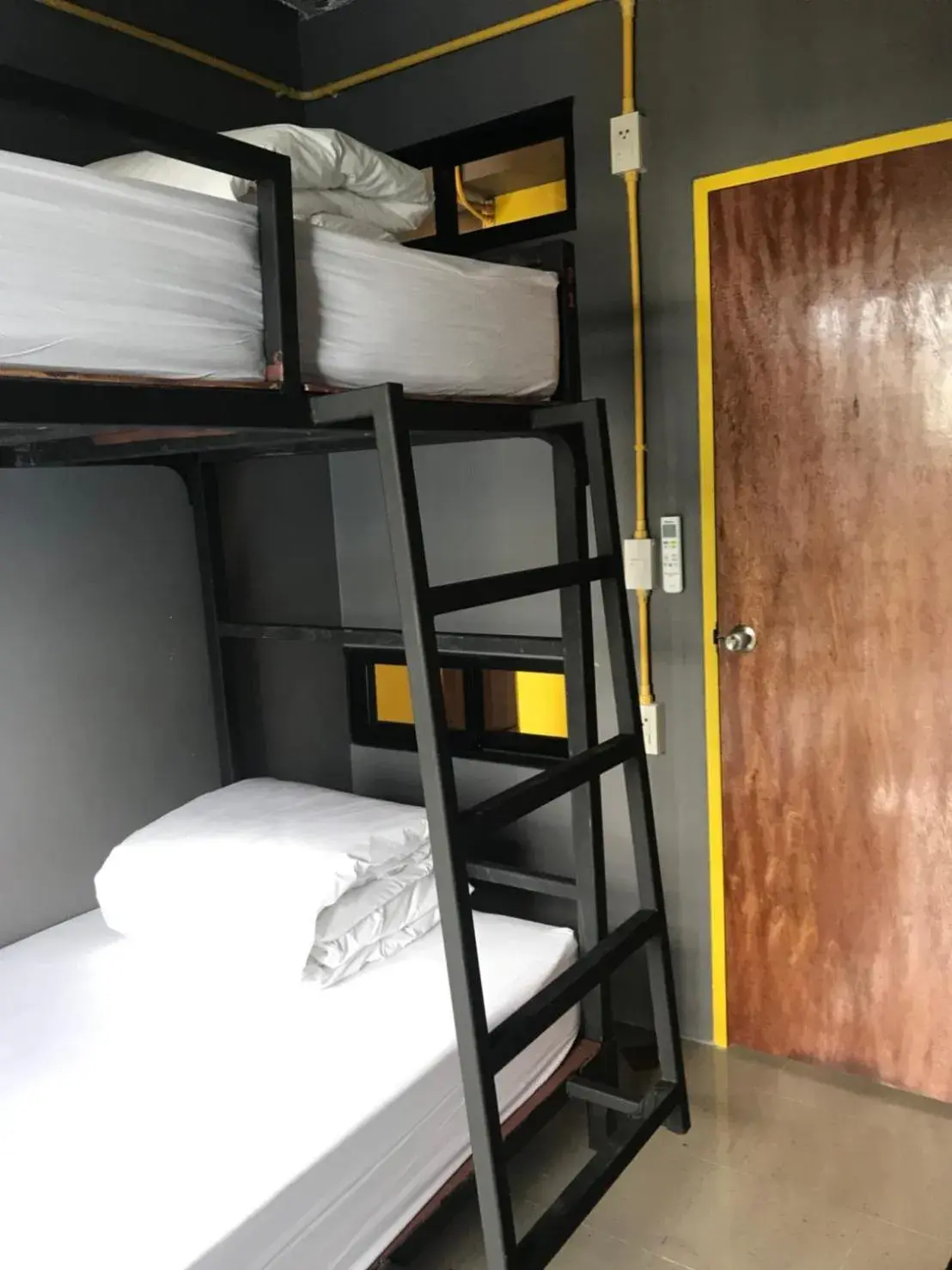Twin Room with Terrace in 248 STREET HOSTEL Twin Room with Terrace in 248 STREET HOSTEL