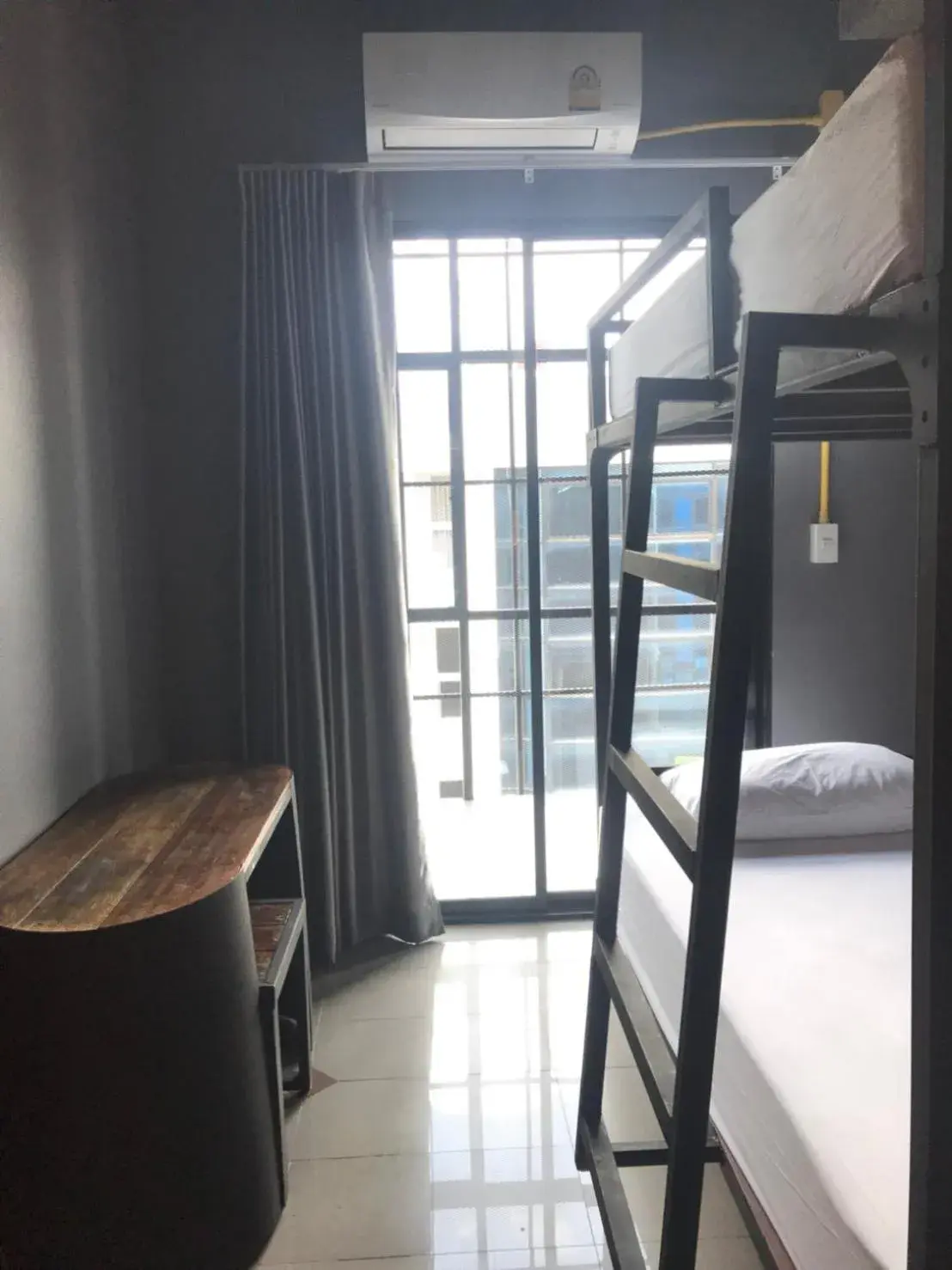 Twin Room with Terrace in 248 STREET HOSTEL Twin Room with Terrace in 248 STREET HOSTEL