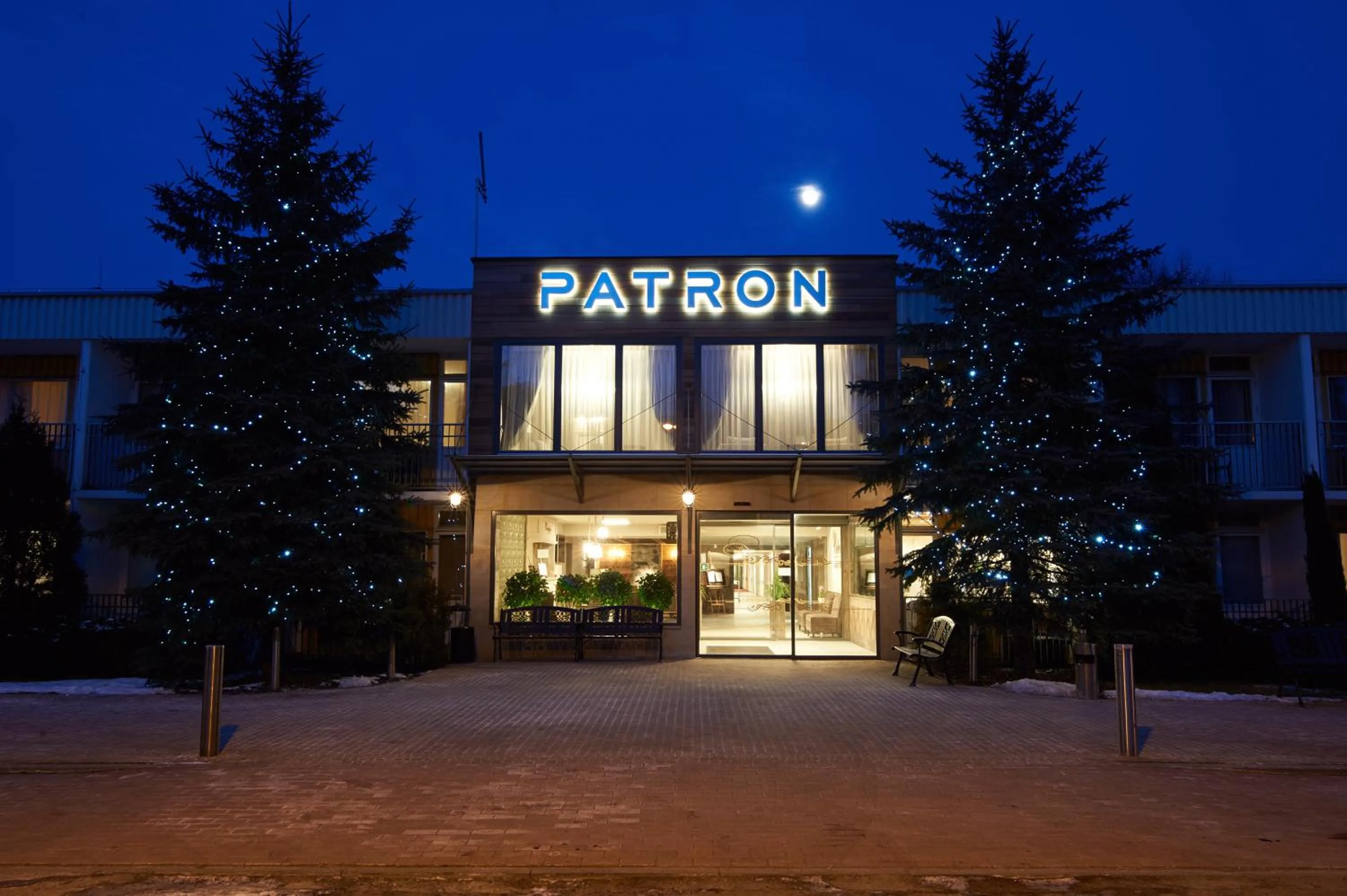 Facade/entrance in Obiekt Hotelarski Patron