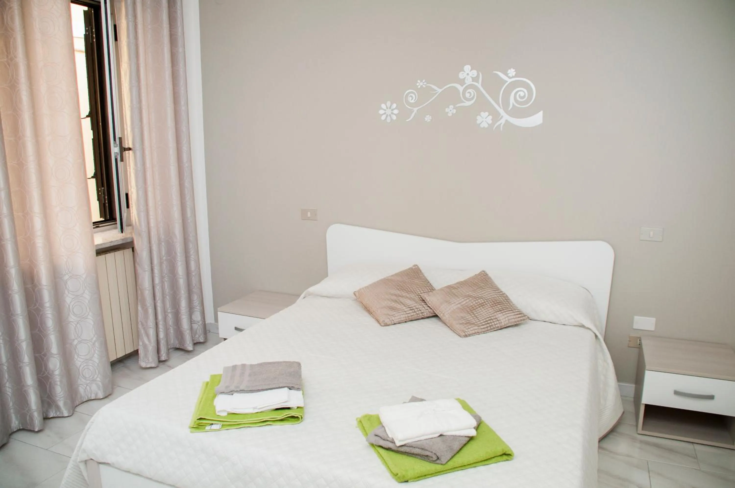 Bed in Bed and Breakfast Champagne